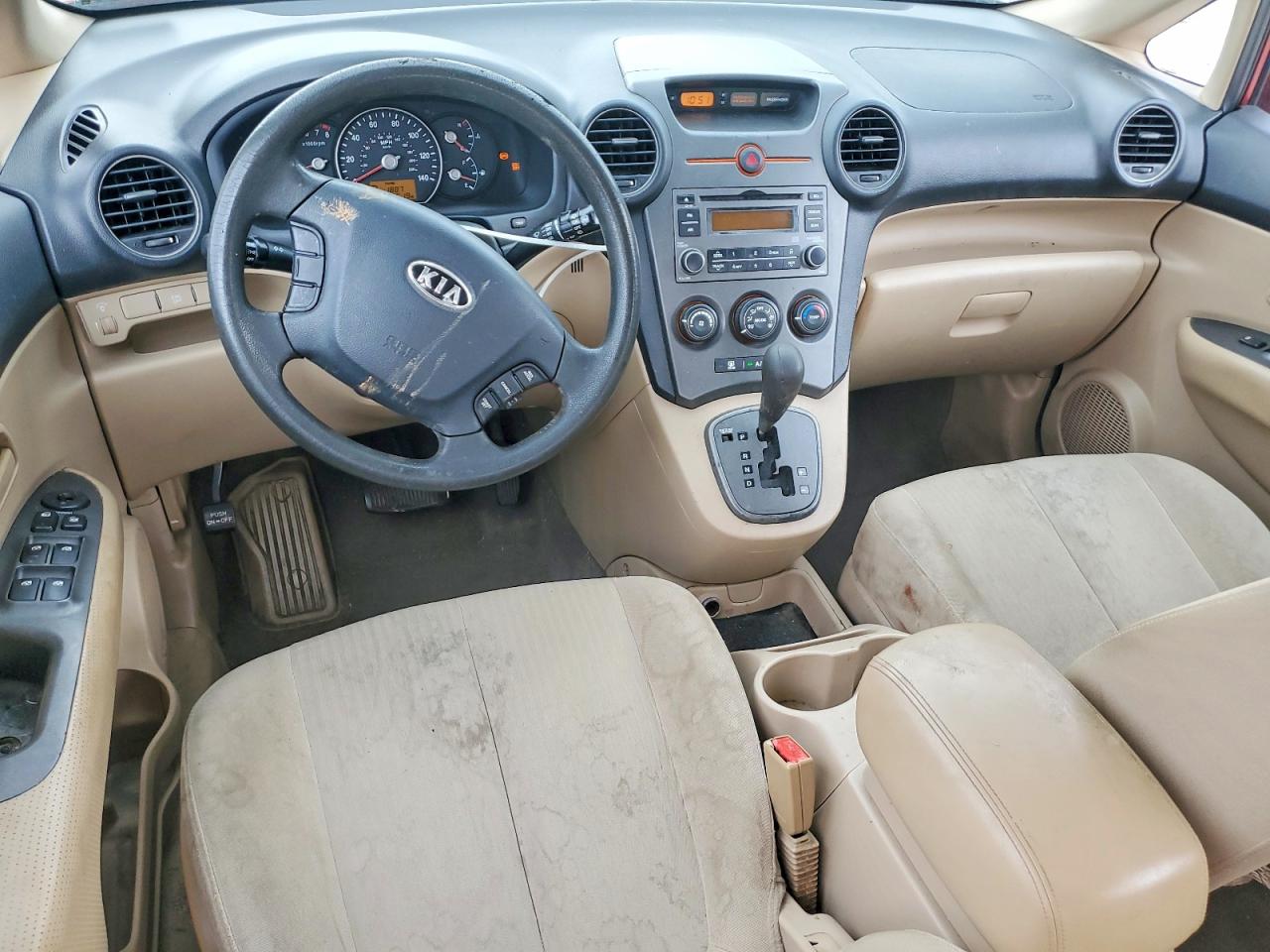 2008 Kia Rondo Lx Red vin: KNAFG526587149704