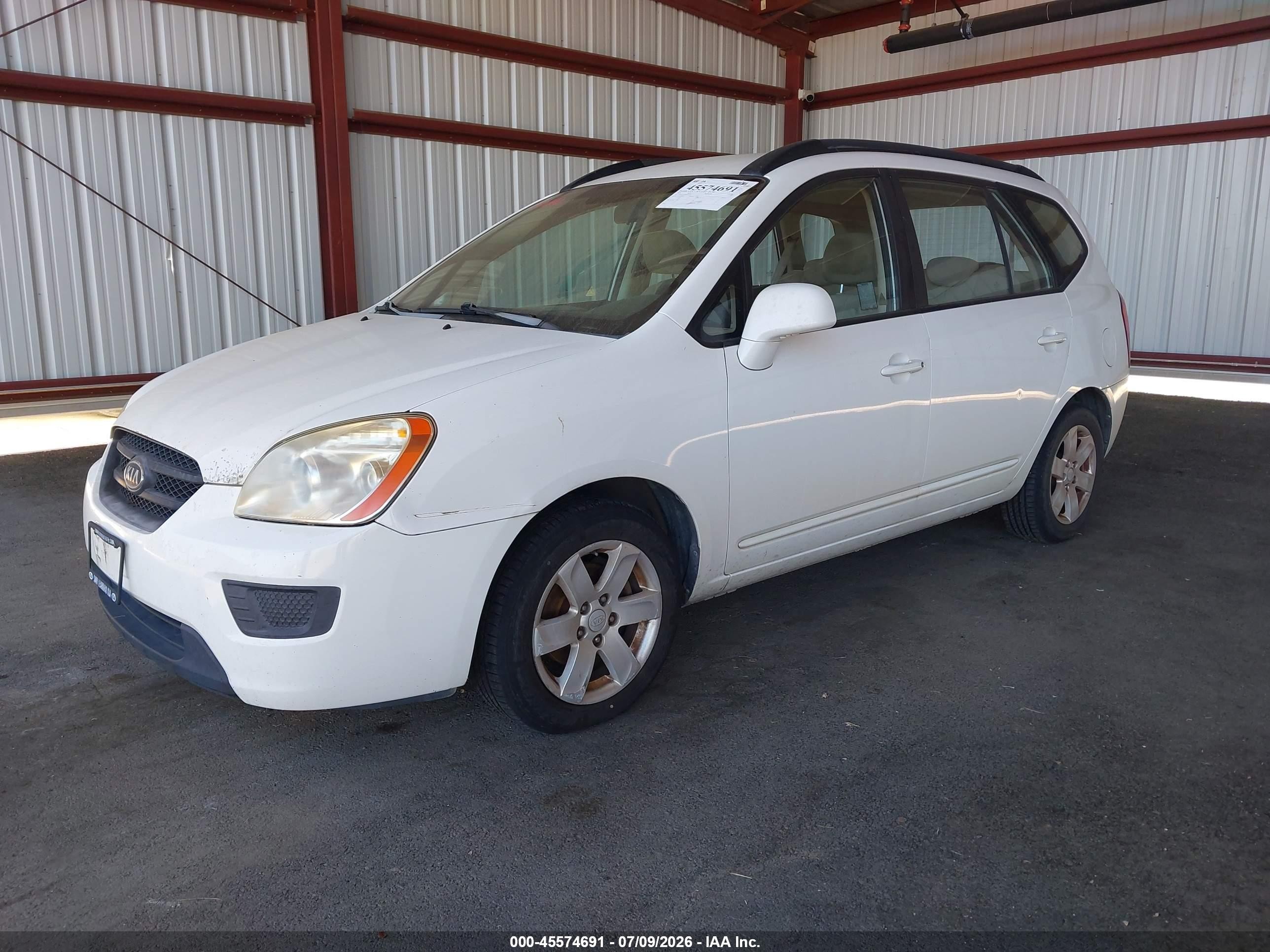 2008 Kia Rondo Lx V6 Белый vin: KNAFG526587151419