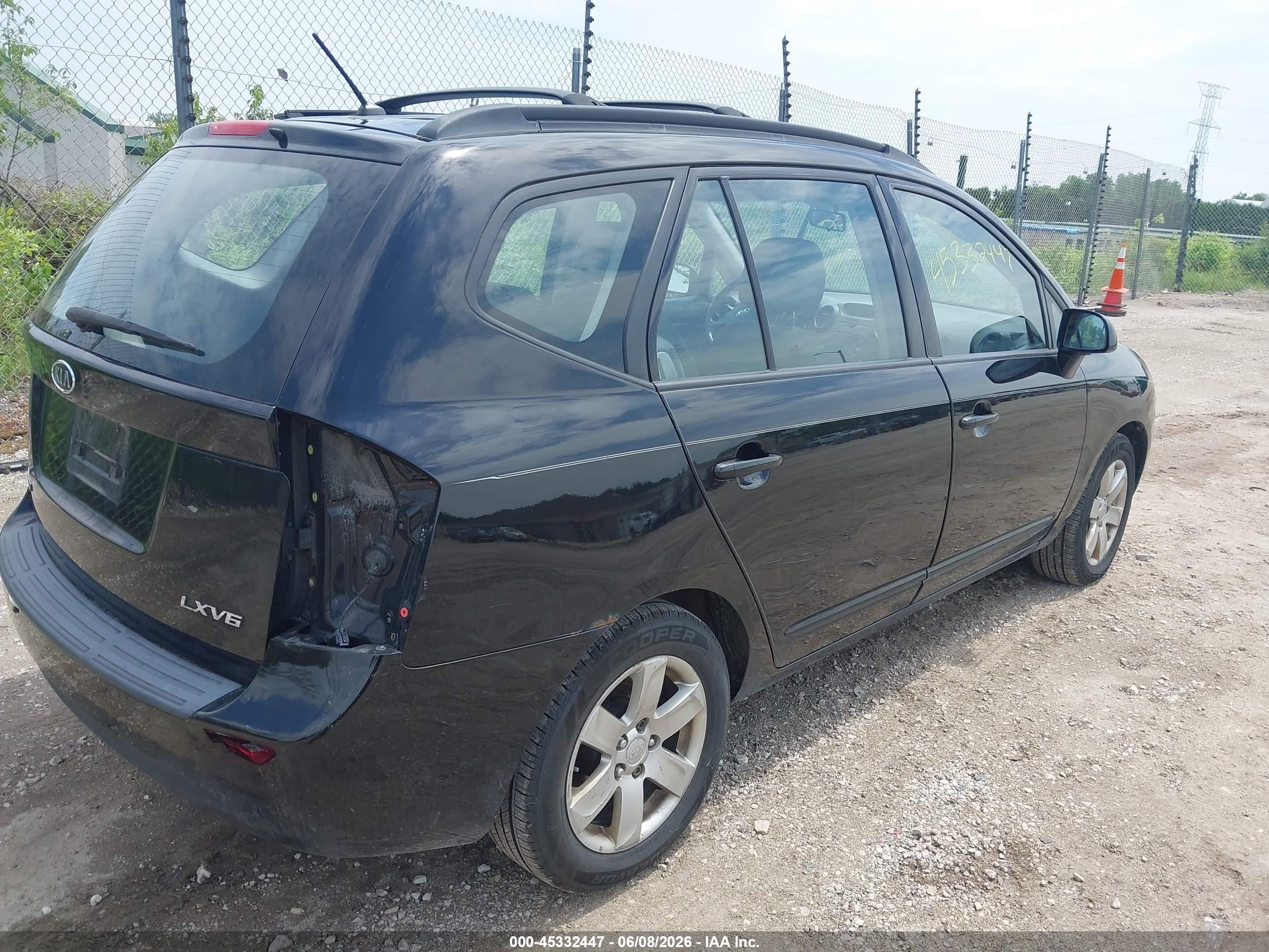 2008 Kia Rondo Lx V6 Black vin: KNAFG526587176837