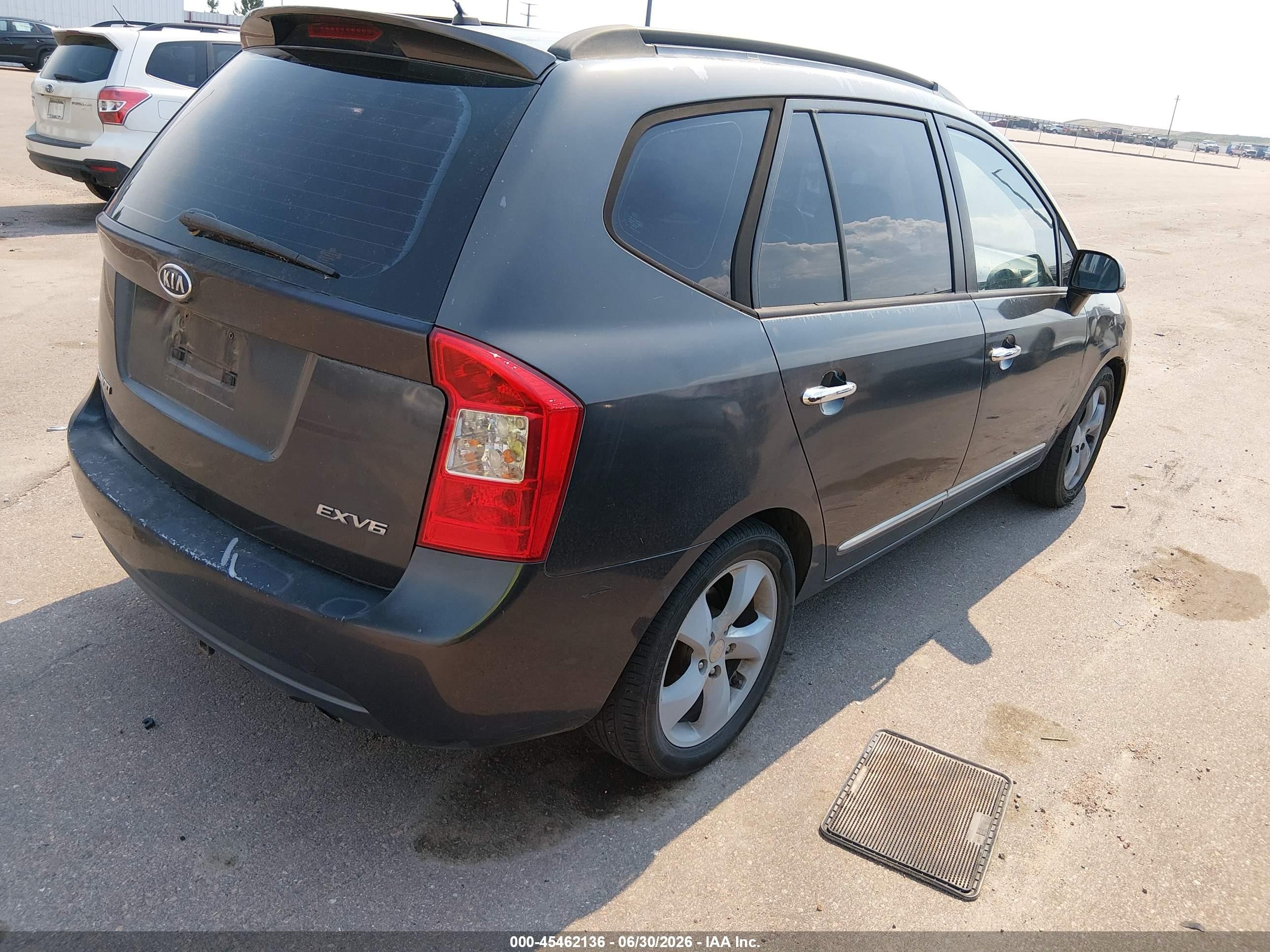 2007 Kia Rondo Ex V6 Gray vin: KNAFG526677104575
