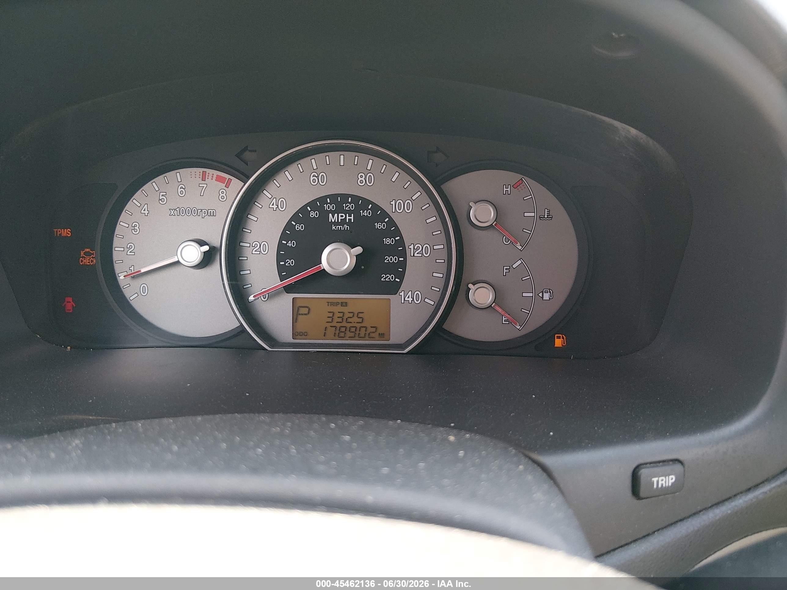 2007 Kia Rondo Ex V6 Gray vin: KNAFG526677104575