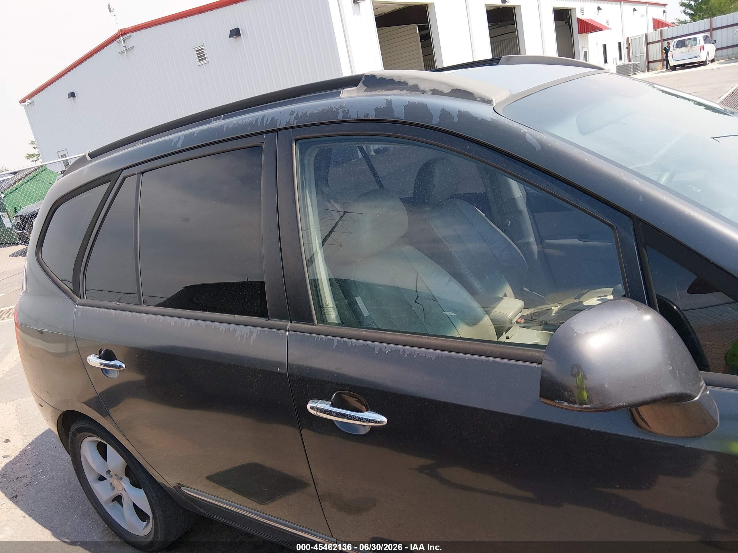 2007 Kia Rondo Ex V6 Gray vin: KNAFG526677104575