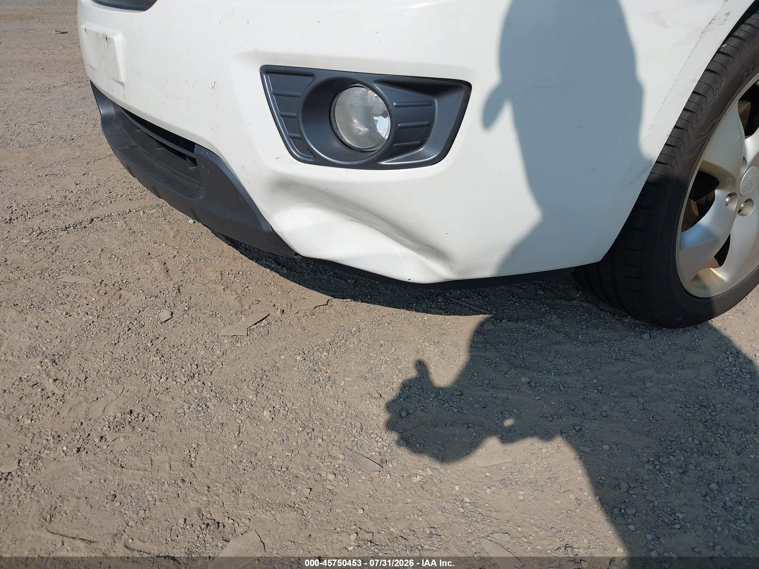 2007 Kia Rondo Ex V6 White vin: KNAFG526777069920