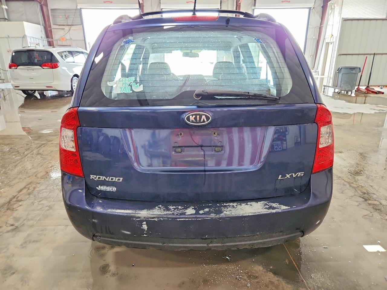 2008 Kia Rondo Lx Blue vin: KNAFG526887182616