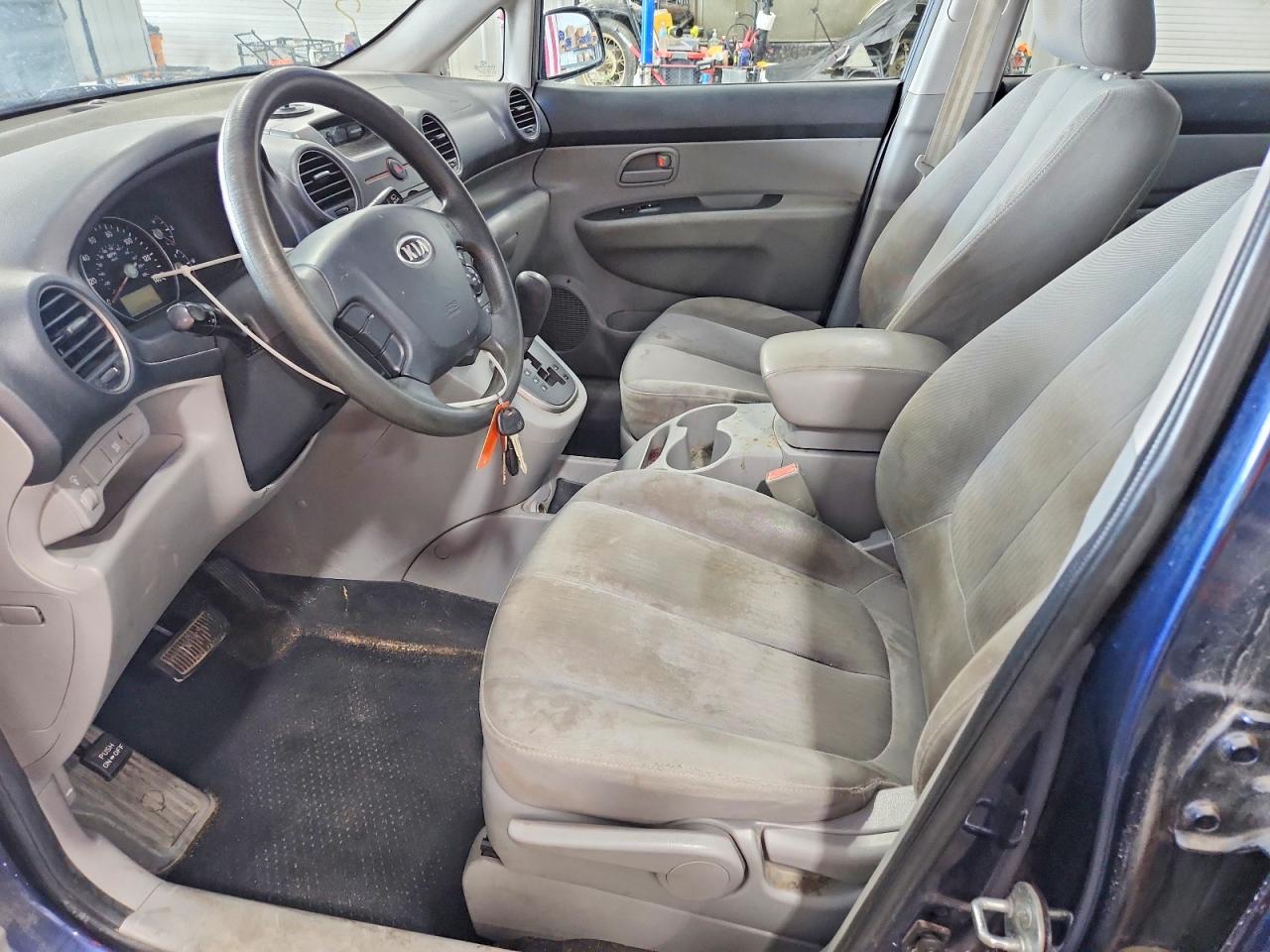 2008 Kia Rondo Lx Blue vin: KNAFG526887182616