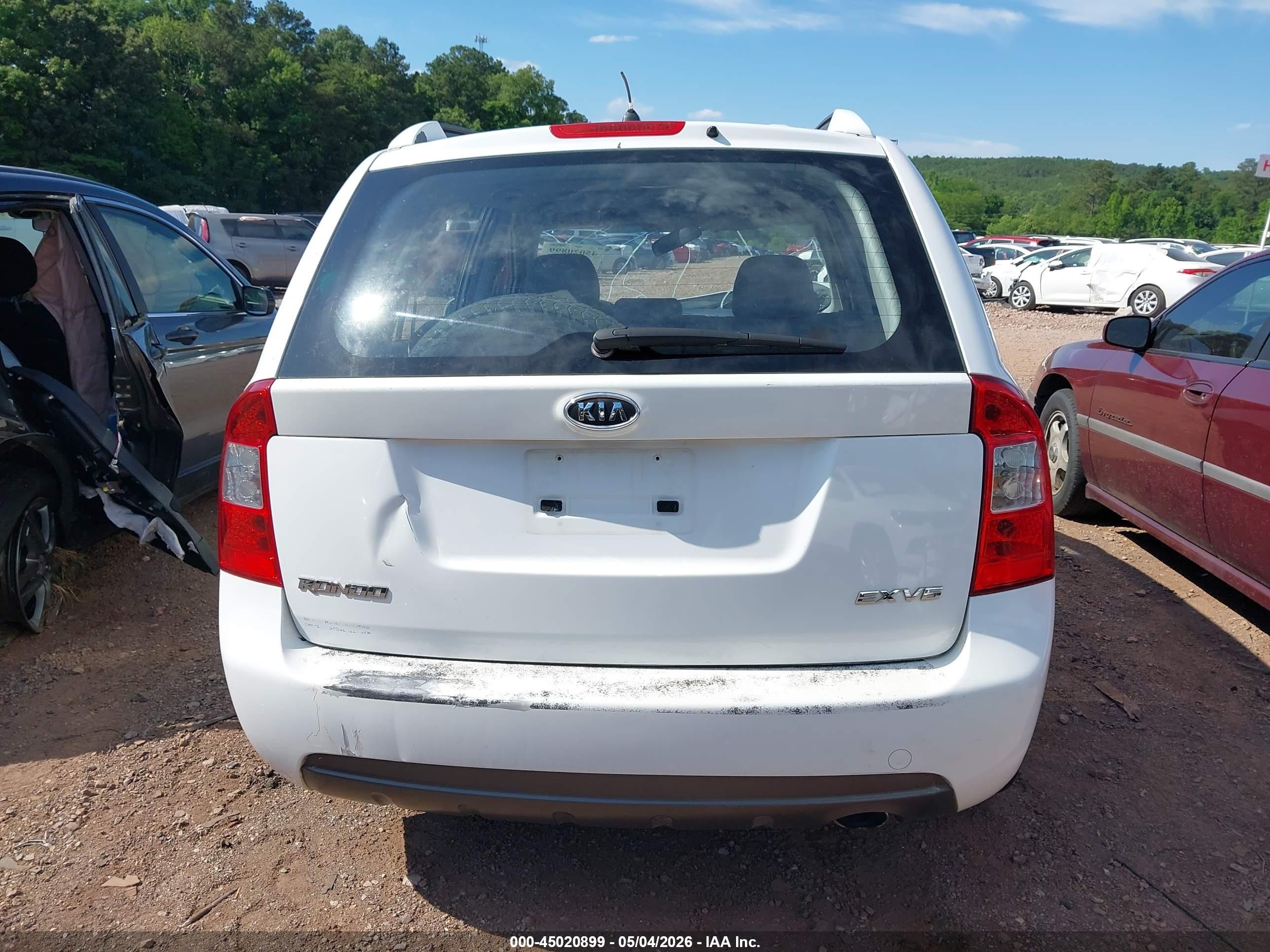 2007 Kia Rondo Ex V6 Белый vin: KNAFG526977113707