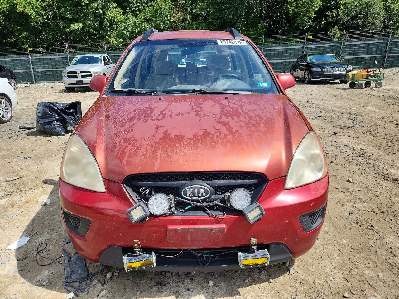 2008 Kia Rondo Lx Red vin: KNAFG526X87149231