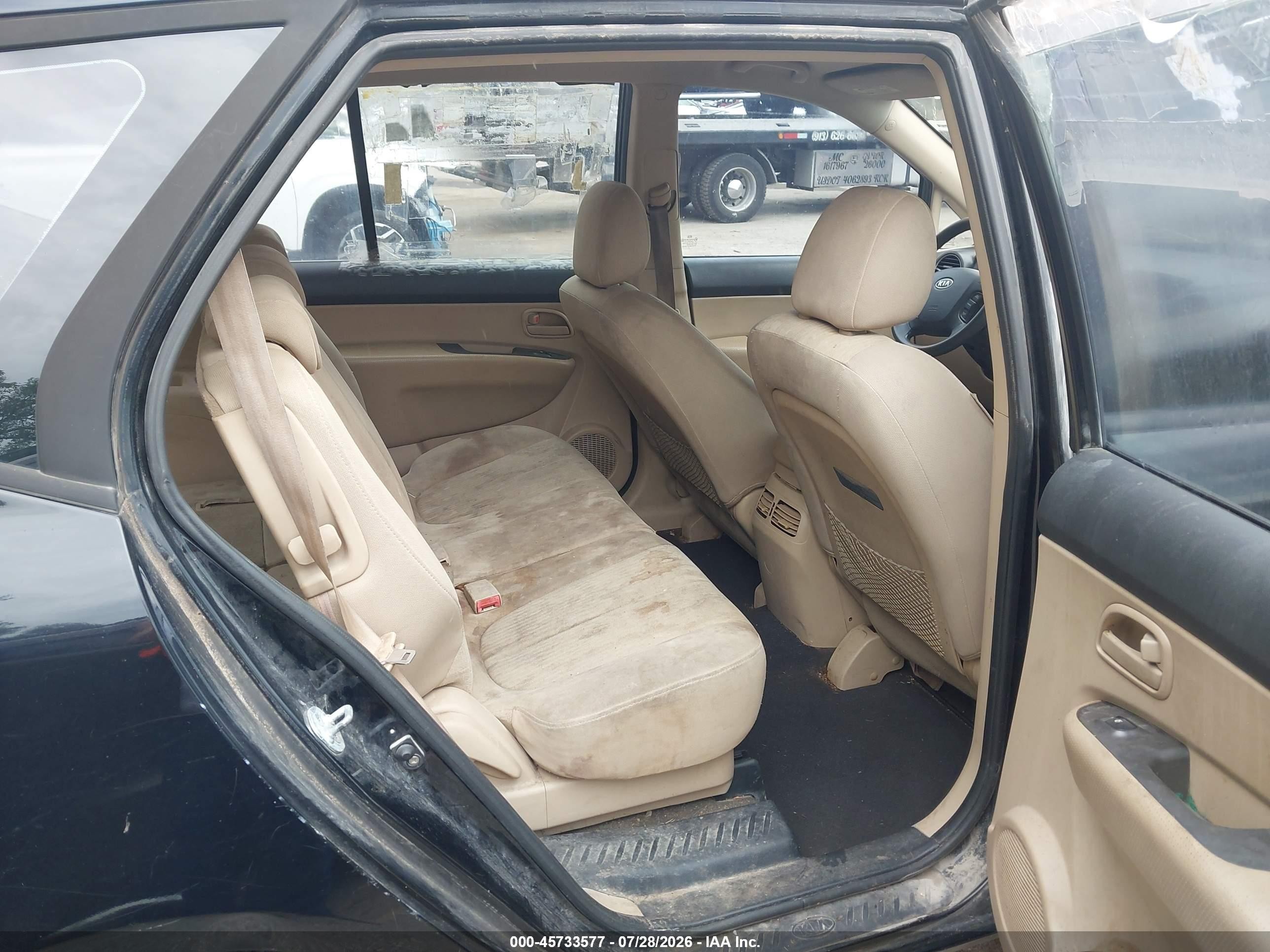 2009 Kia Rondo Lx Черный vin: KNAFG528197269406