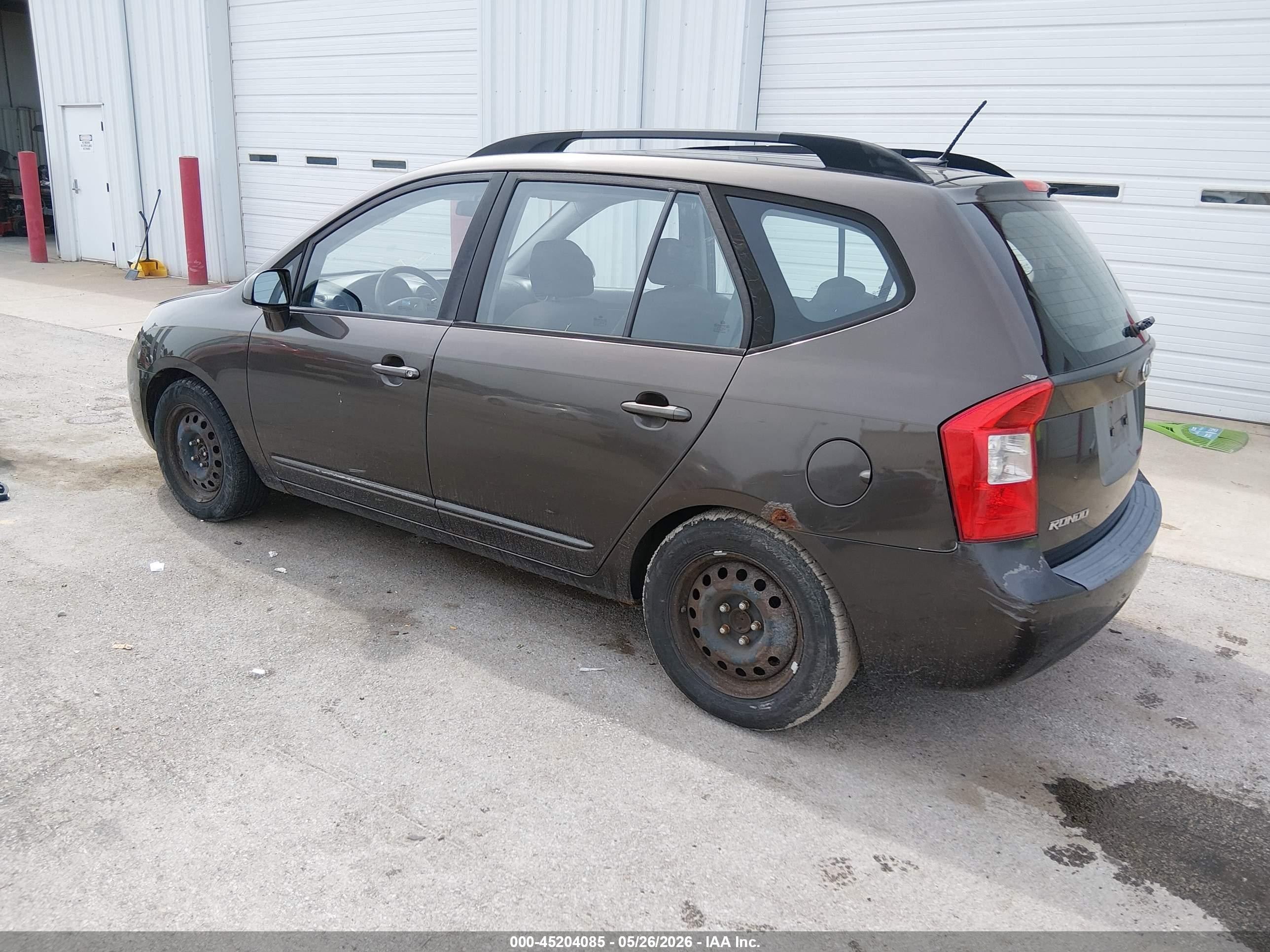 2009 Kia Rondo Lx Серебряный vin: KNAFG528197273102