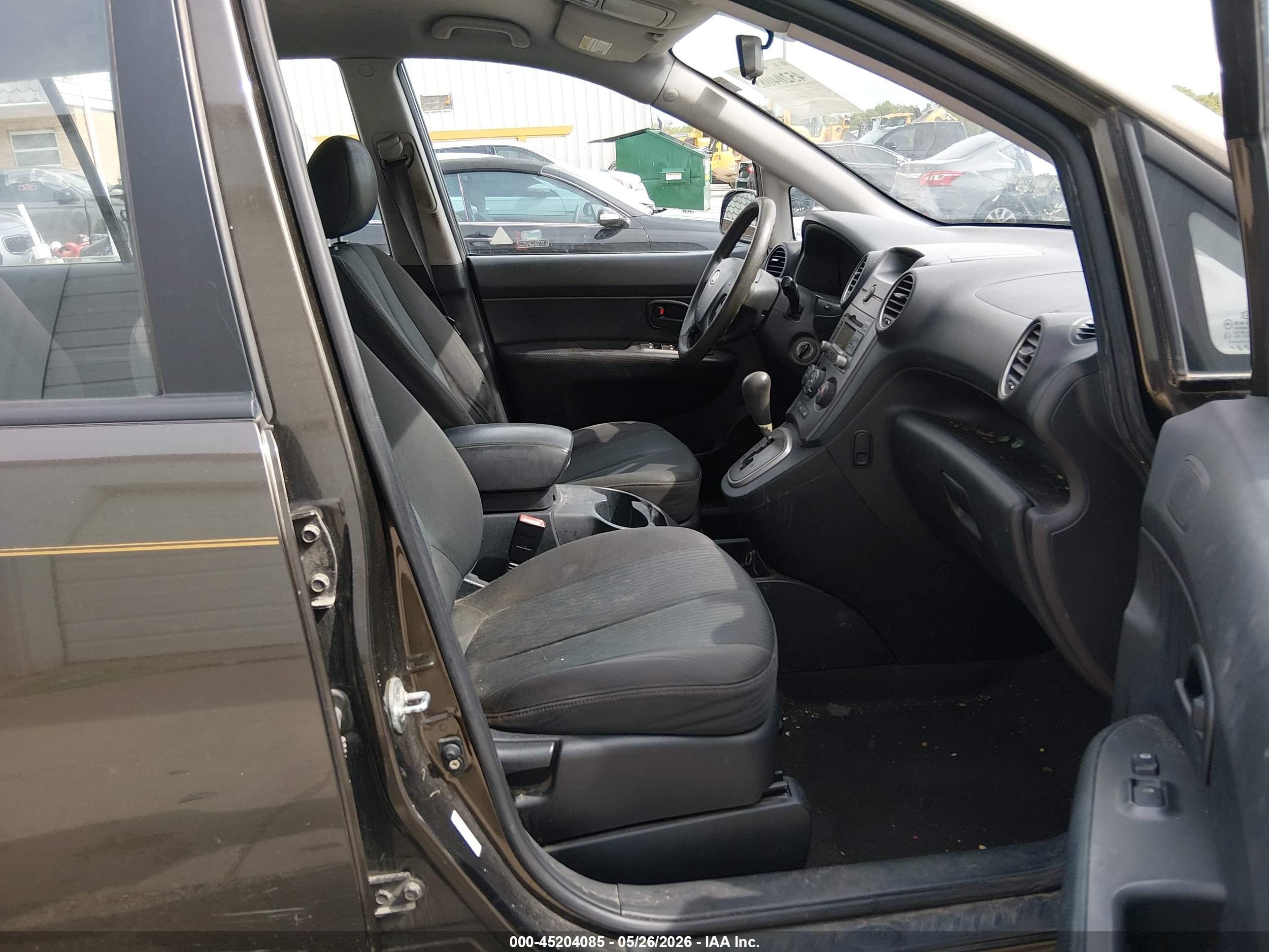 2009 Kia Rondo Lx Серебряный vin: KNAFG528197273102