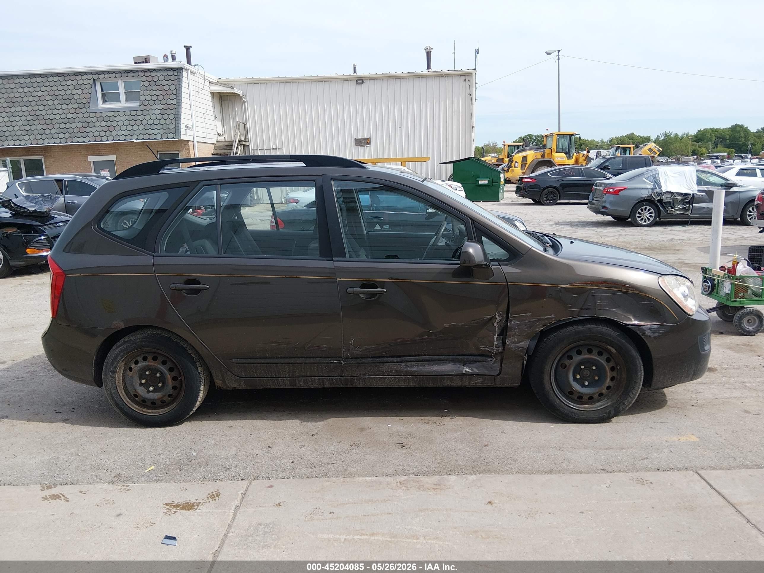 2009 Kia Rondo Lx Серебряный vin: KNAFG528197273102