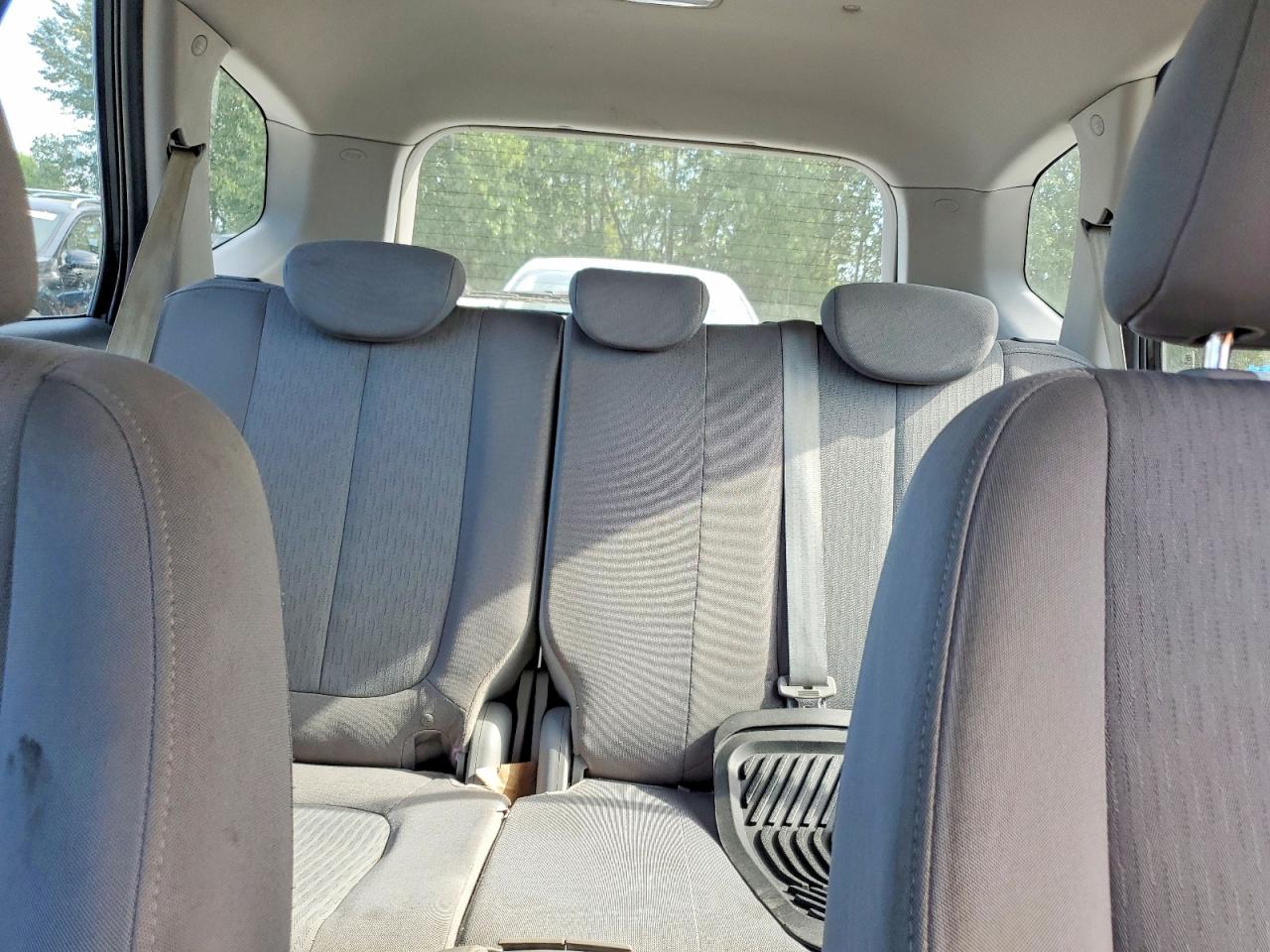 2009 Kia Rondo Base Черный vin: KNAFG528297224555