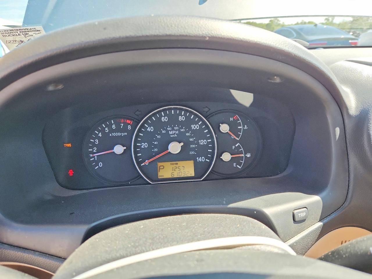 2009 Kia Rondo Base Желто-коричневый vin: KNAFG528297278664