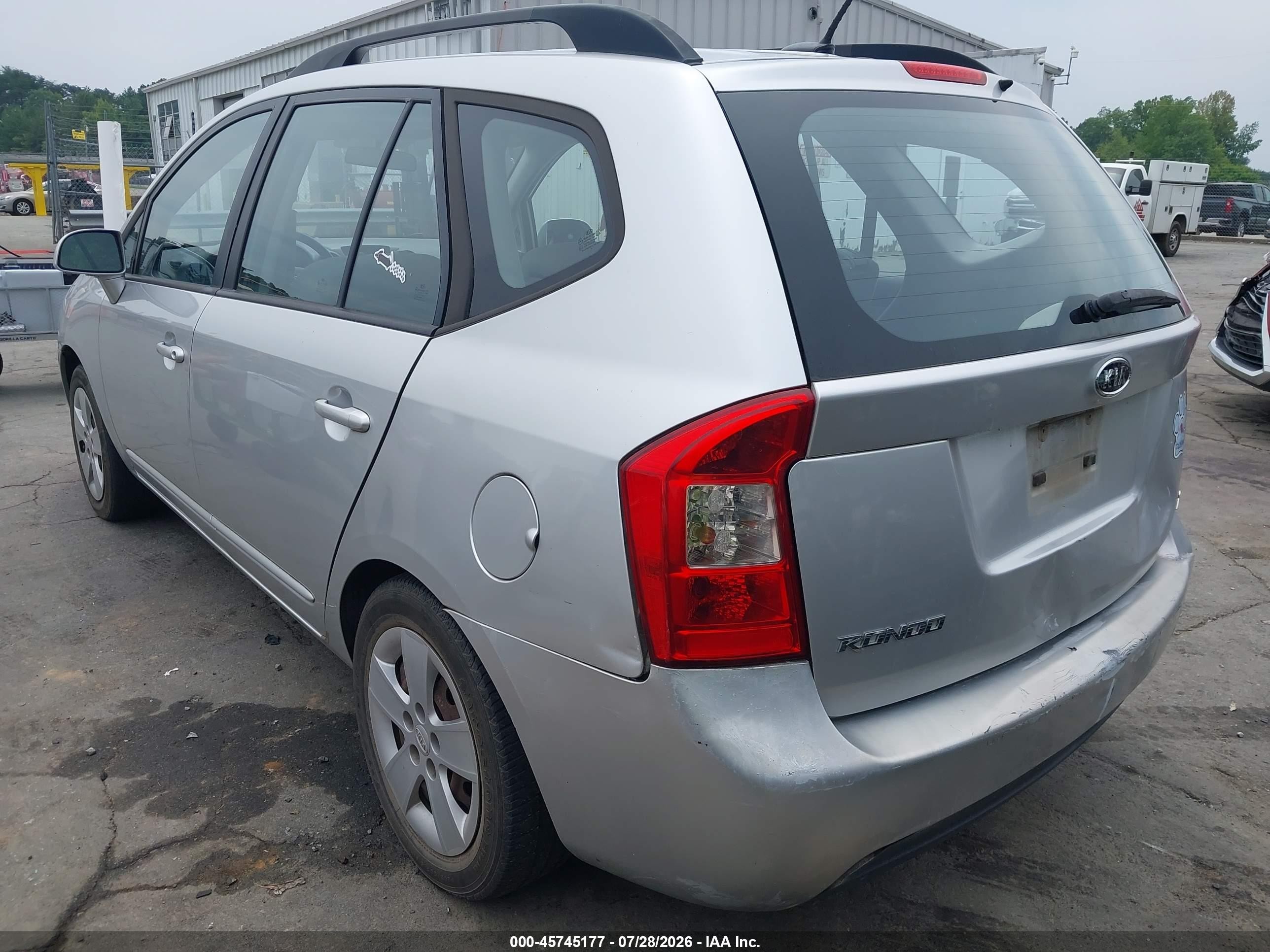 2009 Kia Rondo Lx Серебряный vin: KNAFG528597251183