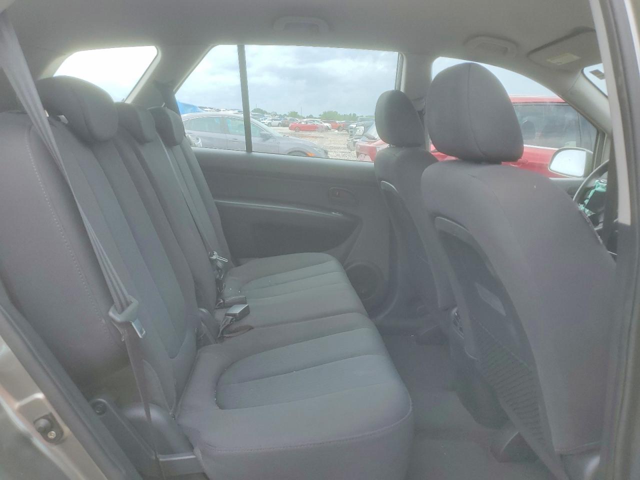 2009 Kia Rondo Base Gray vin: KNAFG528697261639