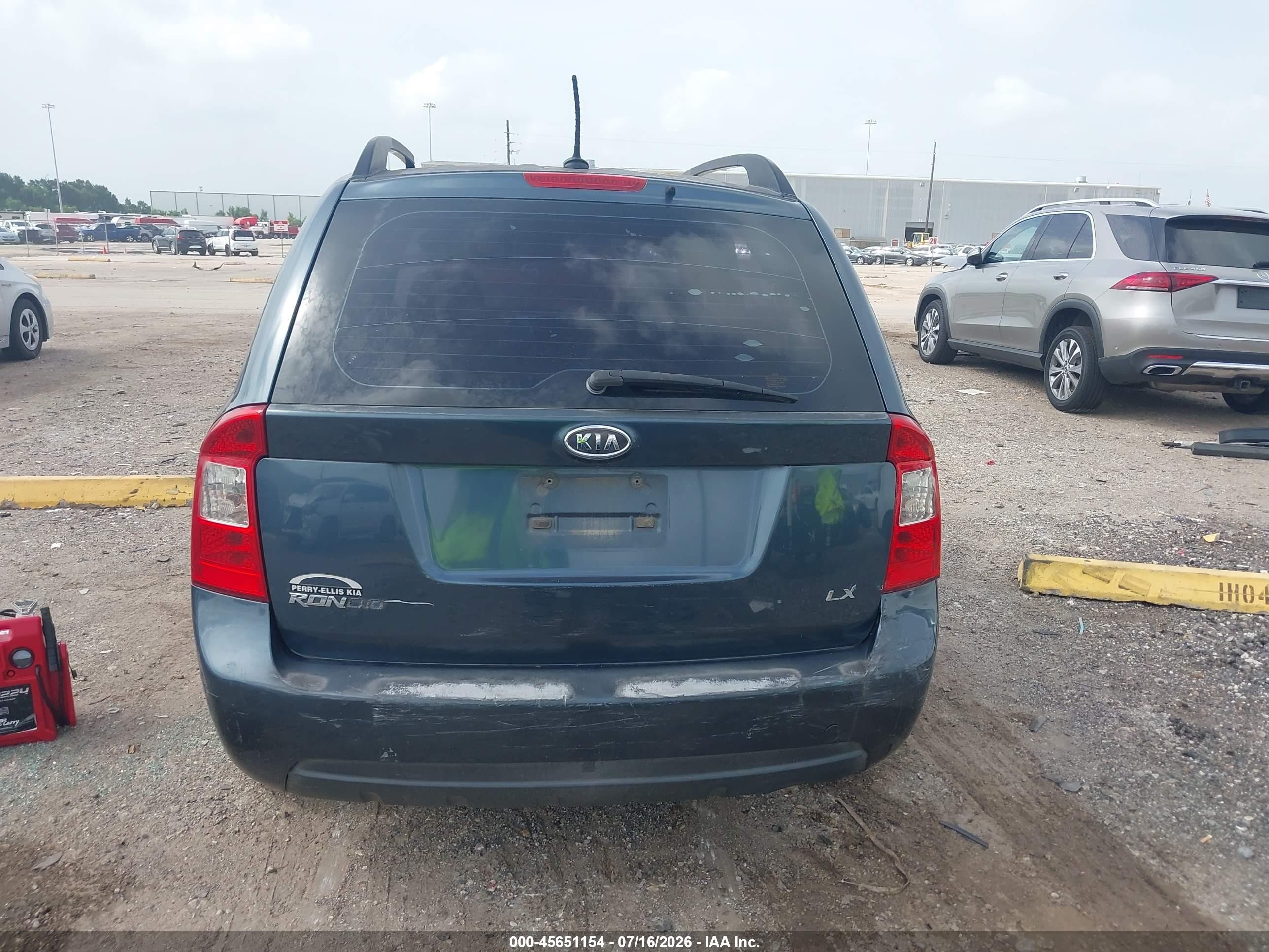 2009 Kia Rondo Lx Серый vin: KNAFG528897238105