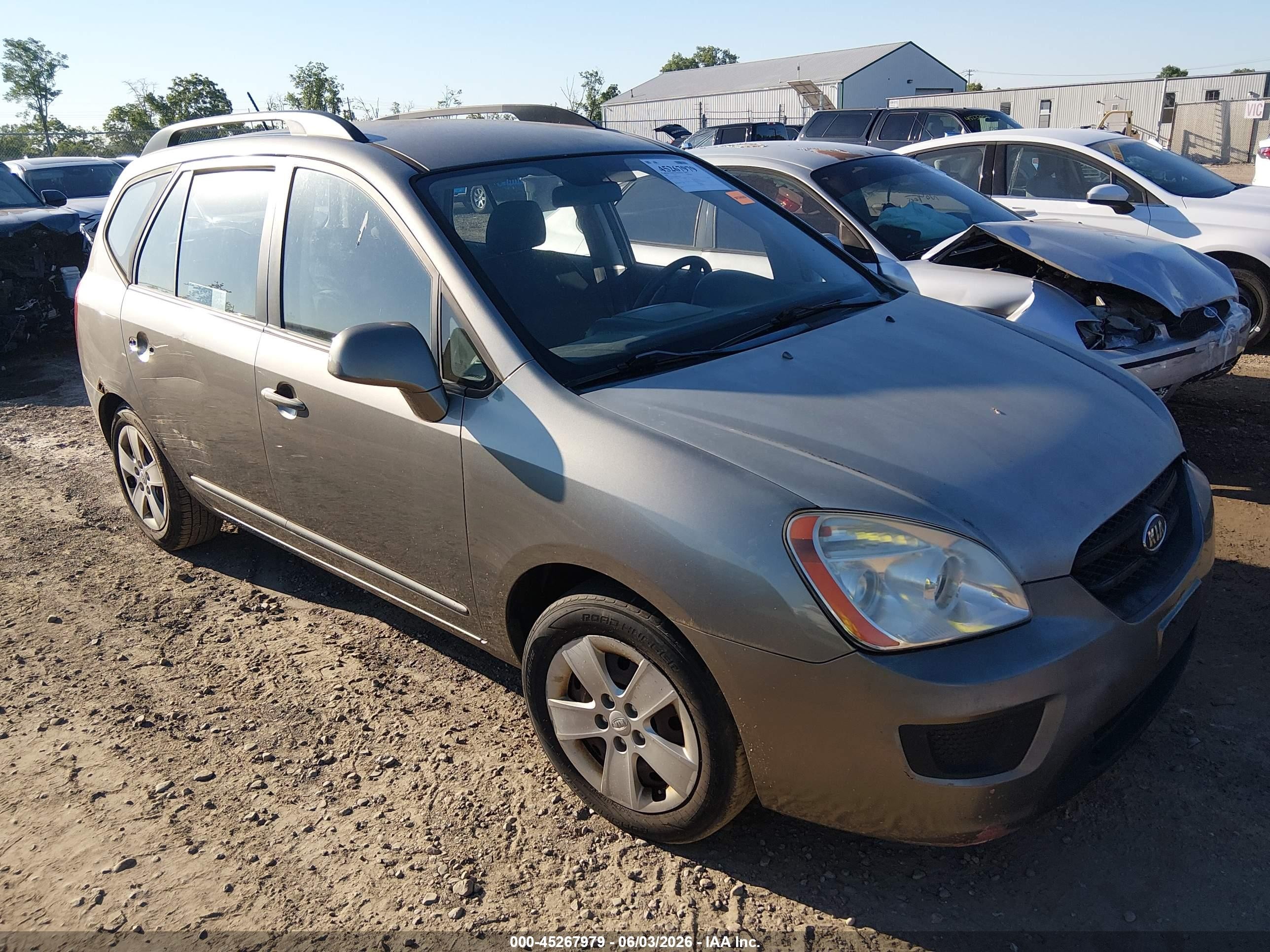 2009 Kia Rondo Lx Gray vin: KNAFG528897255437