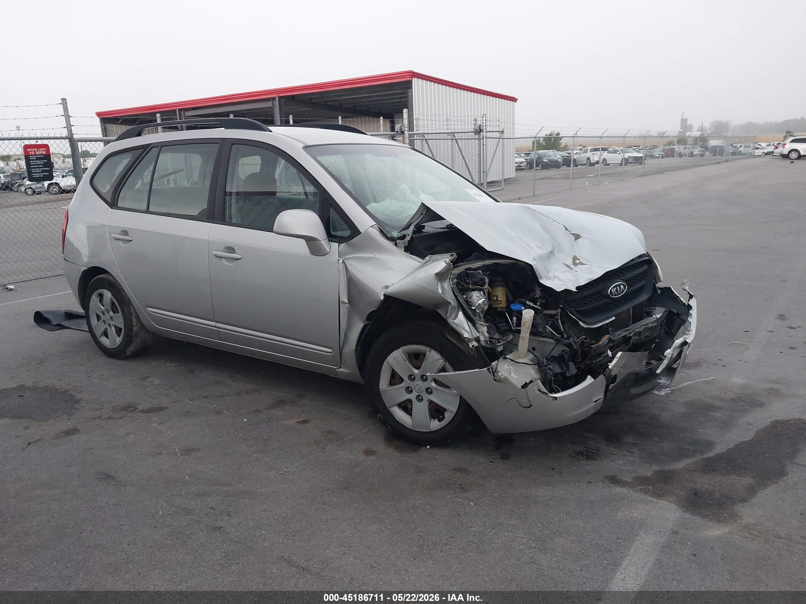 2009 Kia Rondo Lx Silver vin: KNAFG528897273176