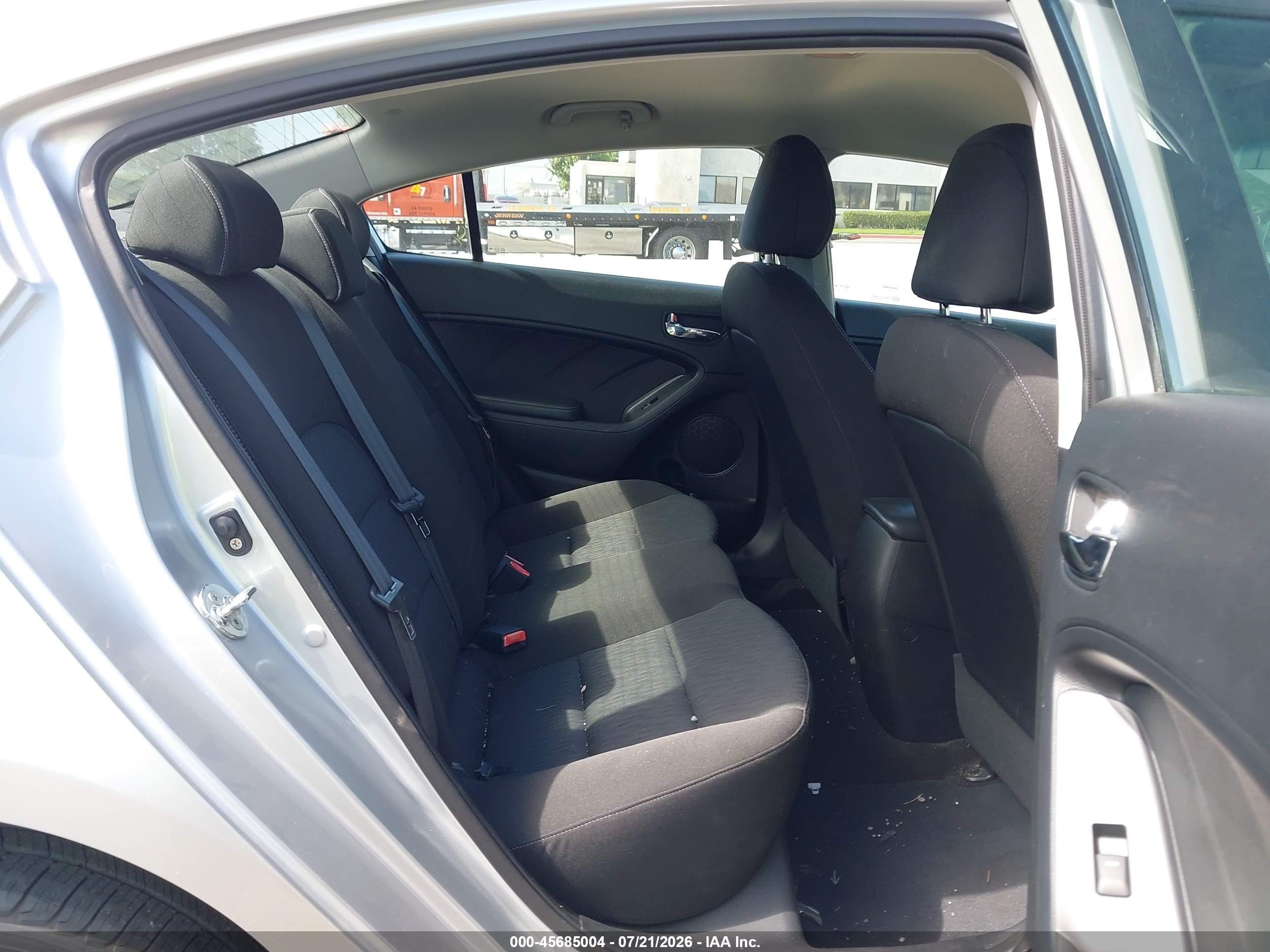 2014 Kia Forte Lx Silver vin: KNAFK4A60E5214380