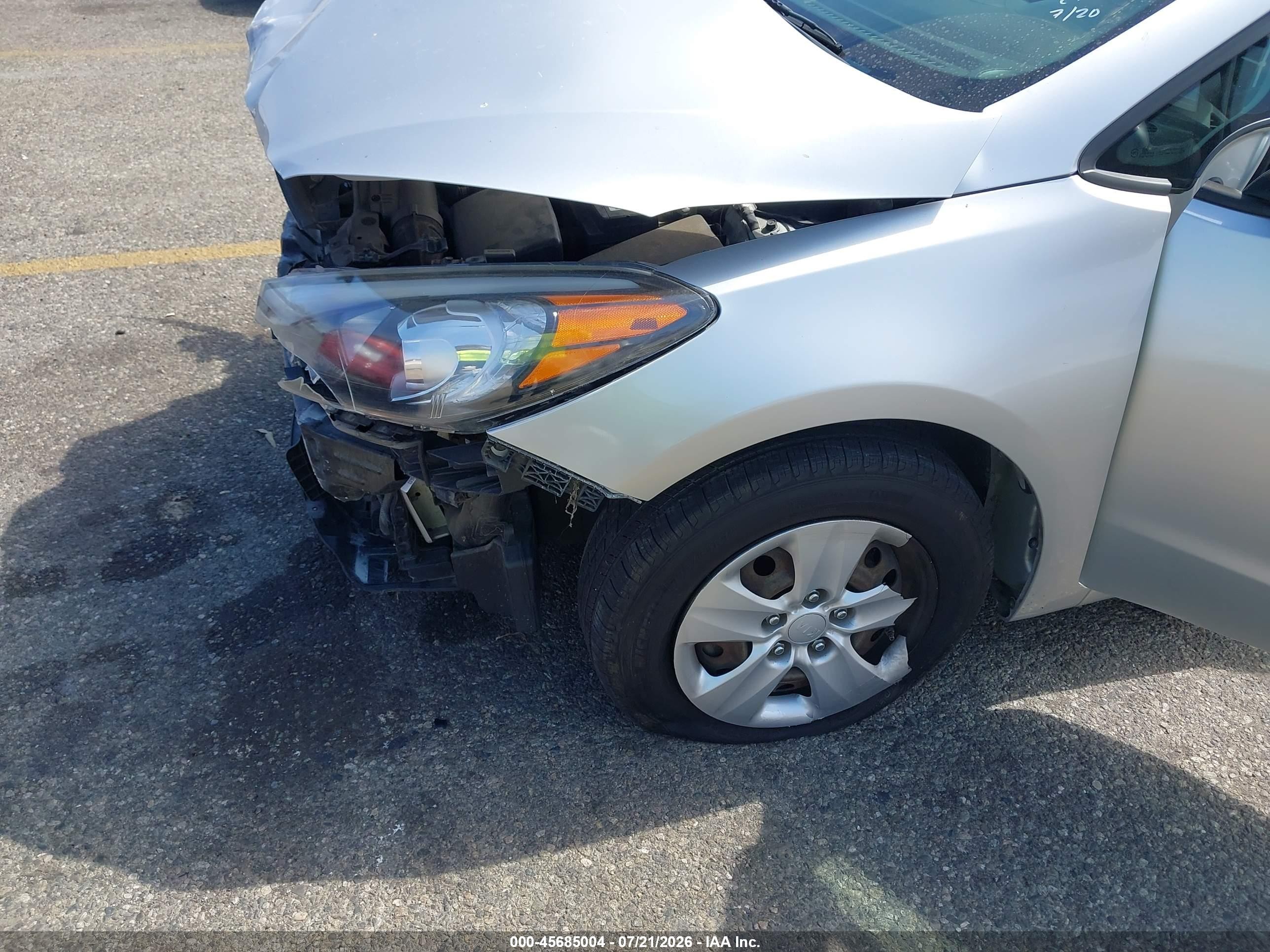 2014 Kia Forte Lx Silver vin: KNAFK4A60E5214380