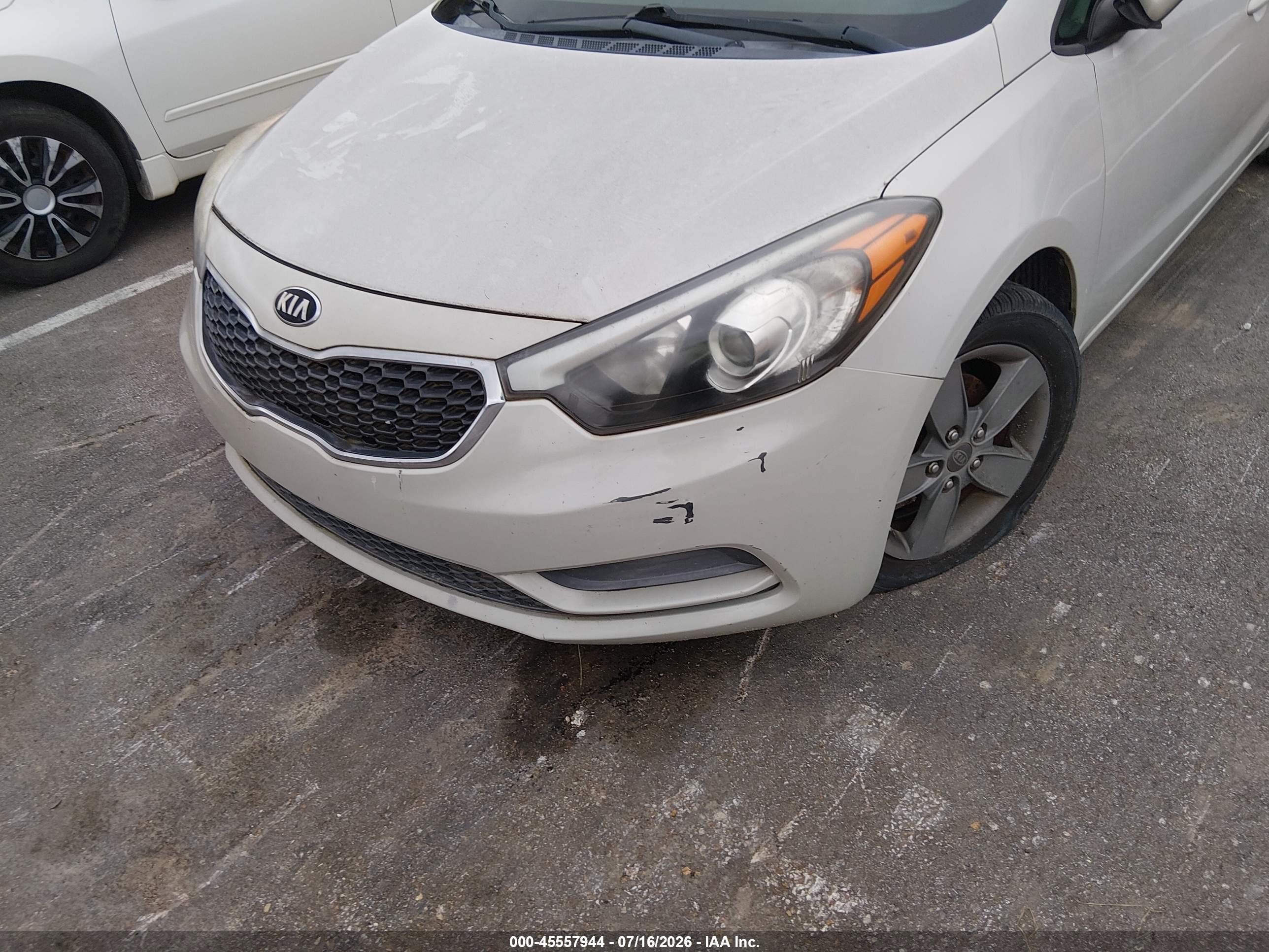 2015 Kia Forte Lx Cream vin: KNAFK4A60F5282177