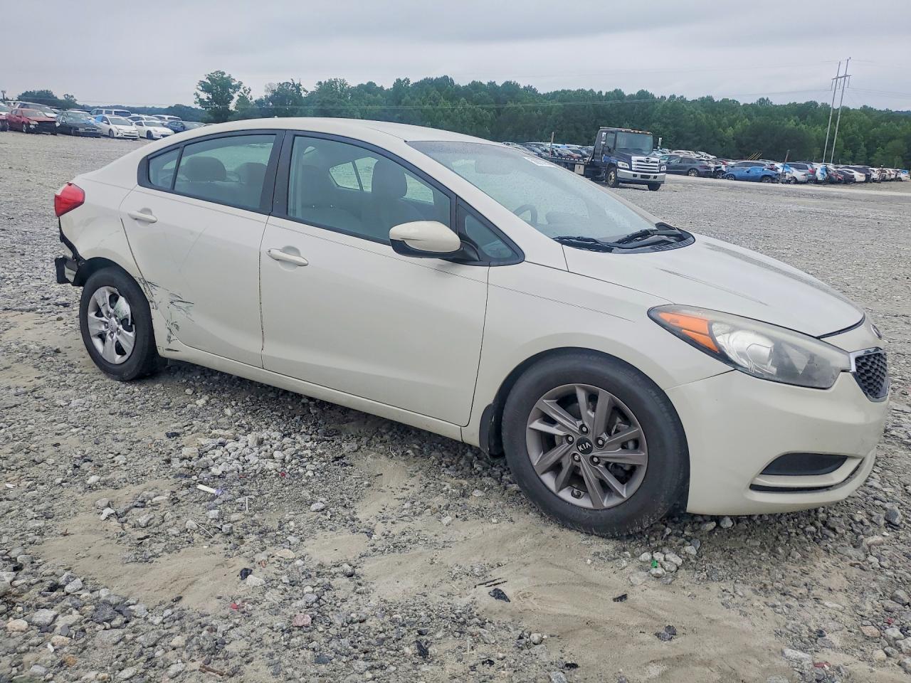 2015 Kia Forte Lx White vin: KNAFK4A60F5392565