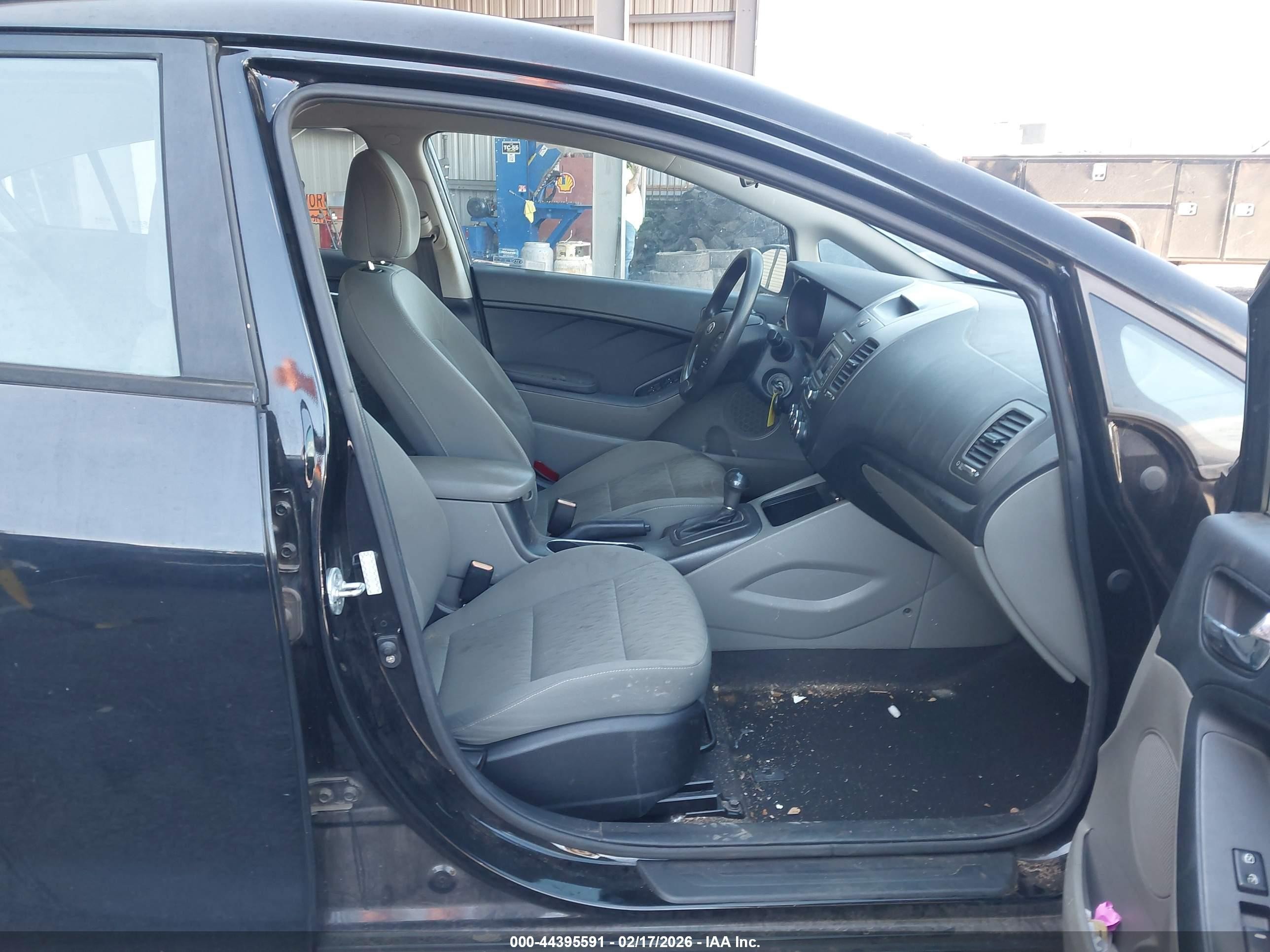 2015 Kia Forte Lx Черный vin: KNAFK4A60F5421241