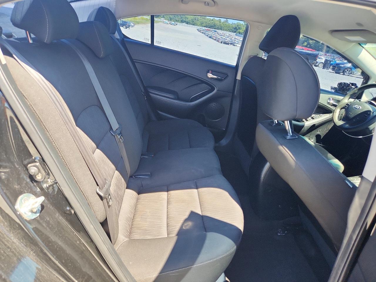 2016 Kia Forte Lx Black vin: KNAFK4A60G5601157