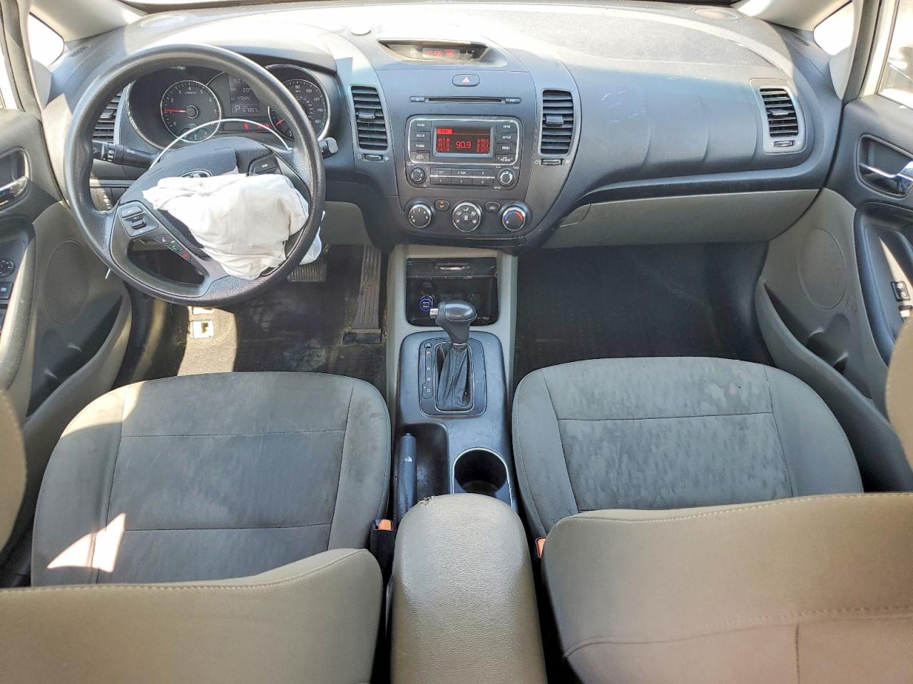 2015 Kia Forte Lx White vin: KNAFK4A61F5275738