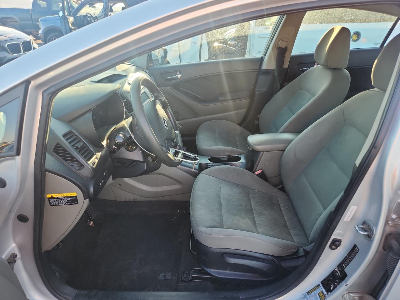 2015 Kia Forte Lx Silver vin: KNAFK4A61F5375855