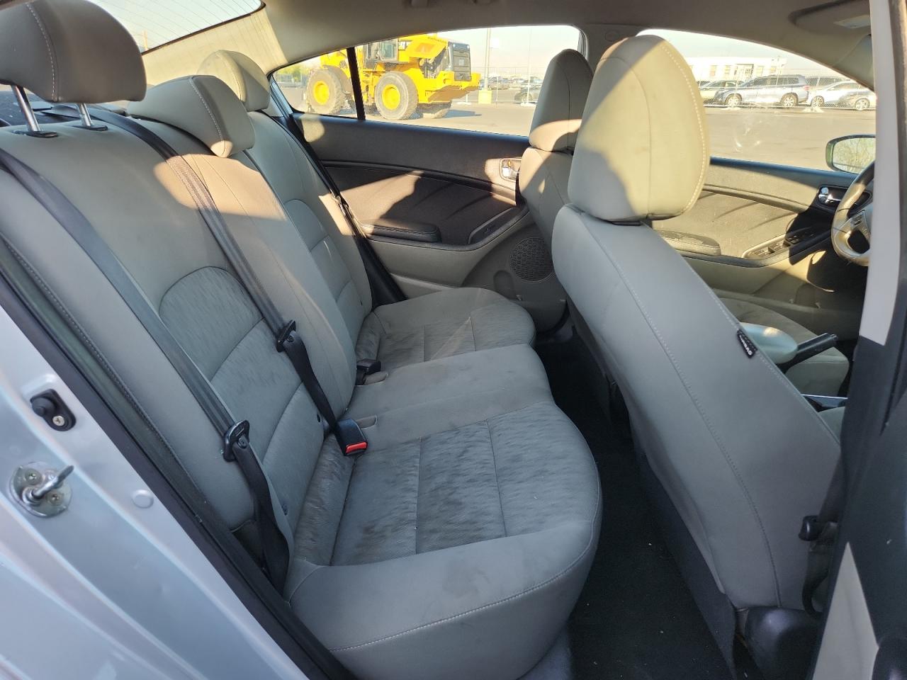 2015 Kia Forte Lx Silver vin: KNAFK4A61F5375855