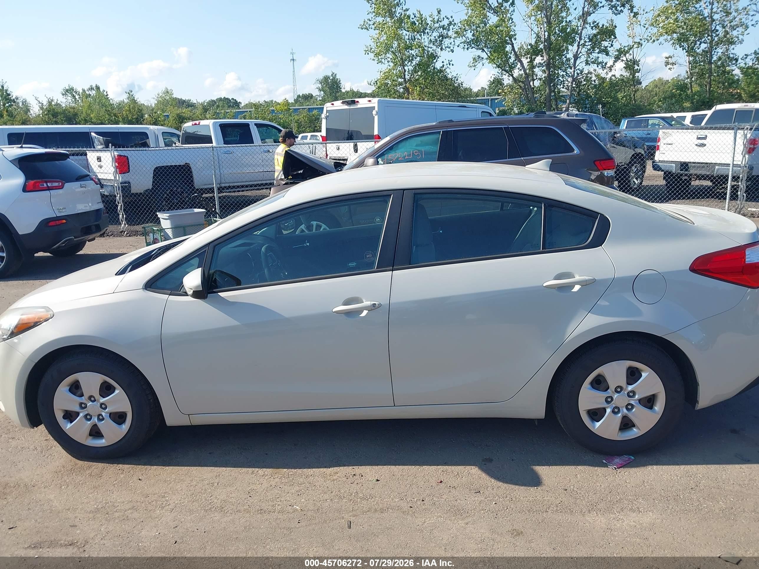 2015 Kia Forte Lx Белый vin: KNAFK4A61F5388282