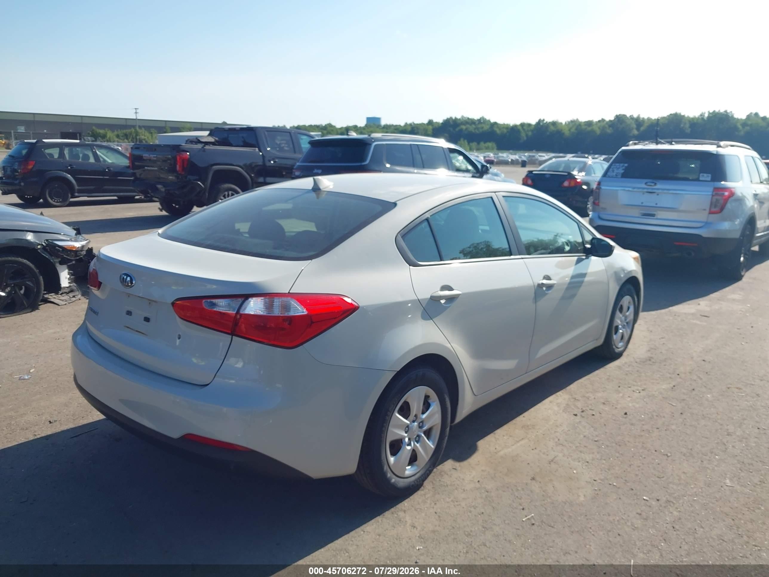 2015 Kia Forte Lx Белый vin: KNAFK4A61F5388282