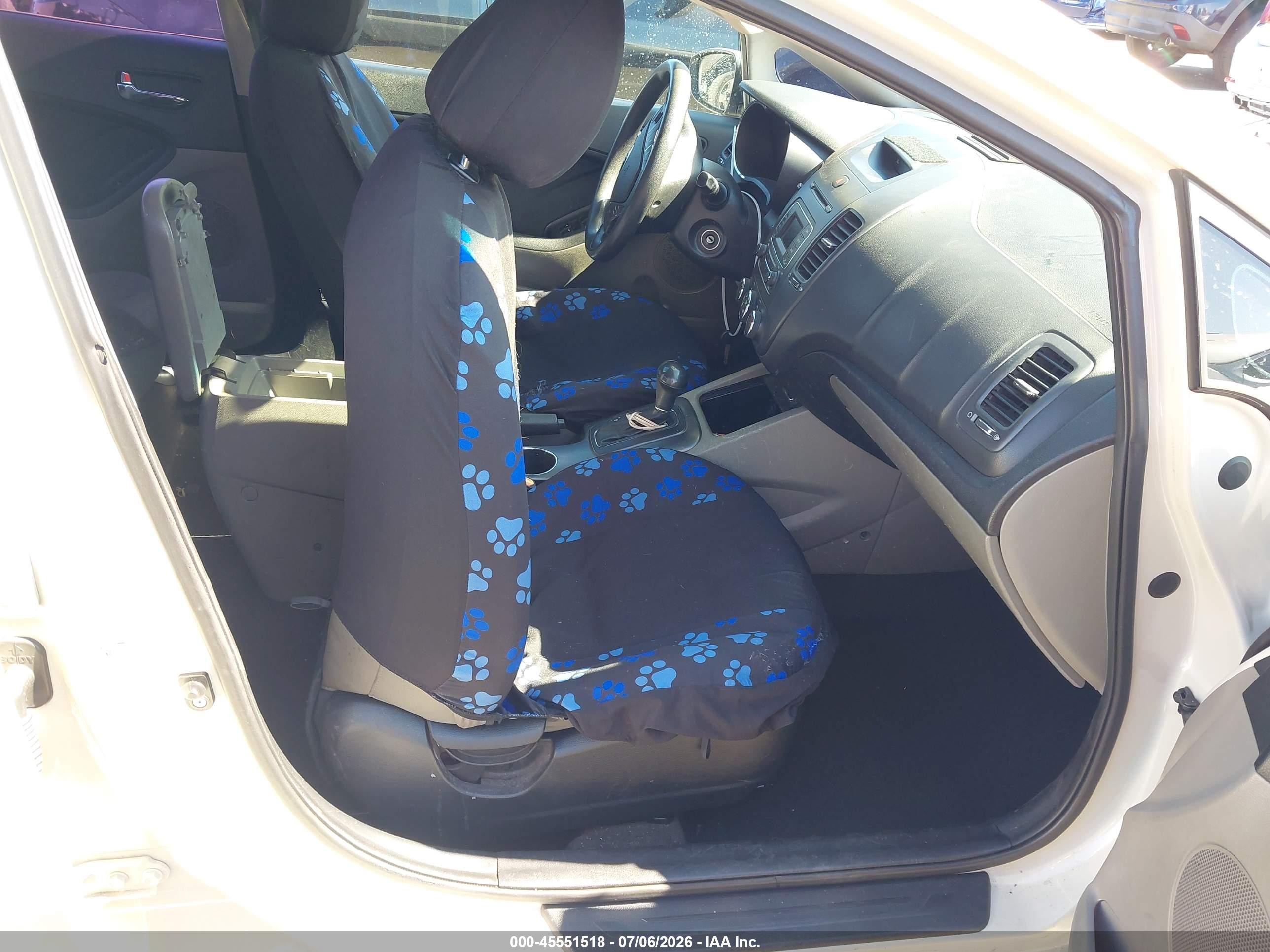 2015 Kia Forte Lx Белый vin: KNAFK4A61F5421068