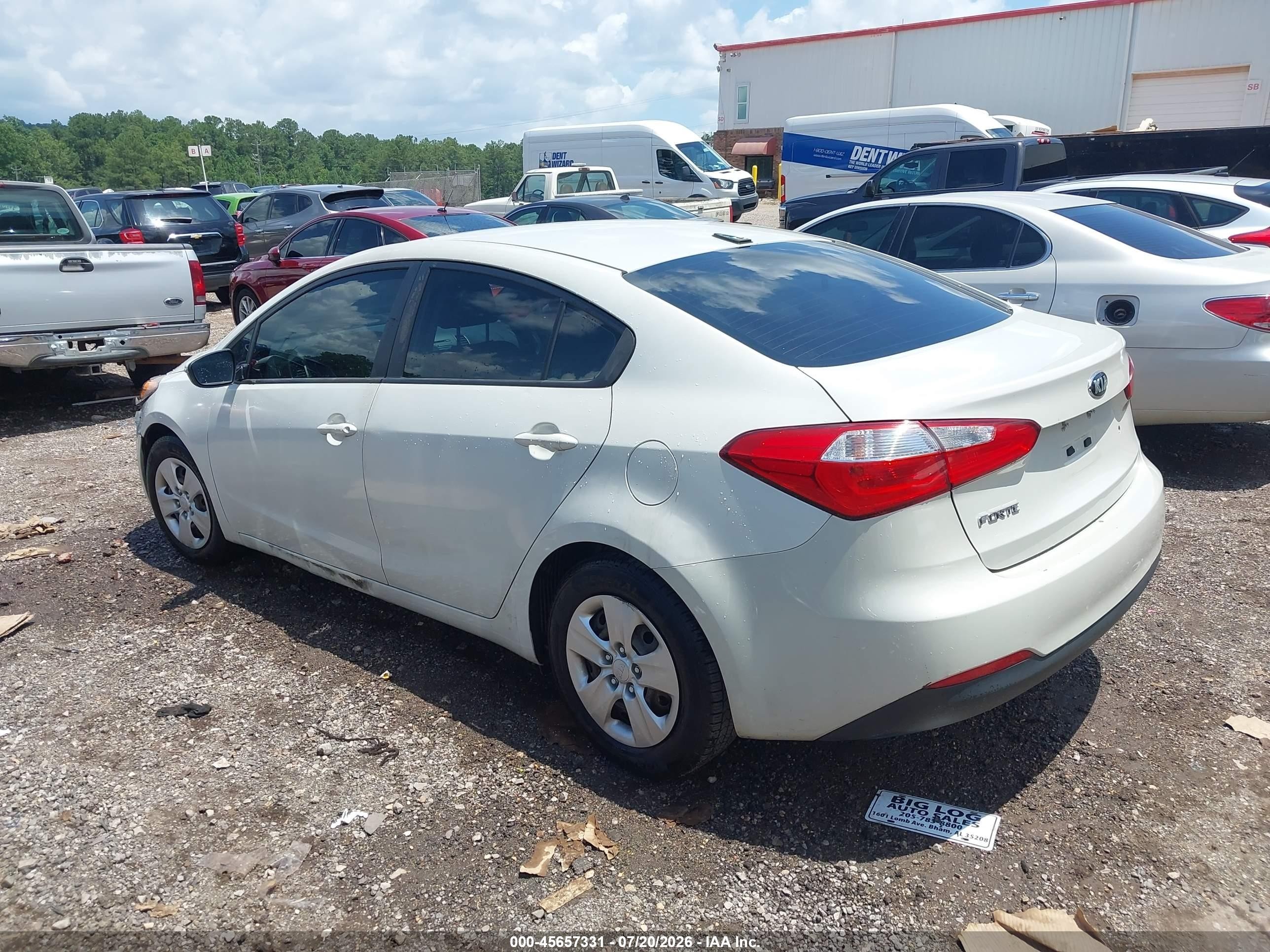 2015 Kia Forte Lx White vin: KNAFK4A62F5308598