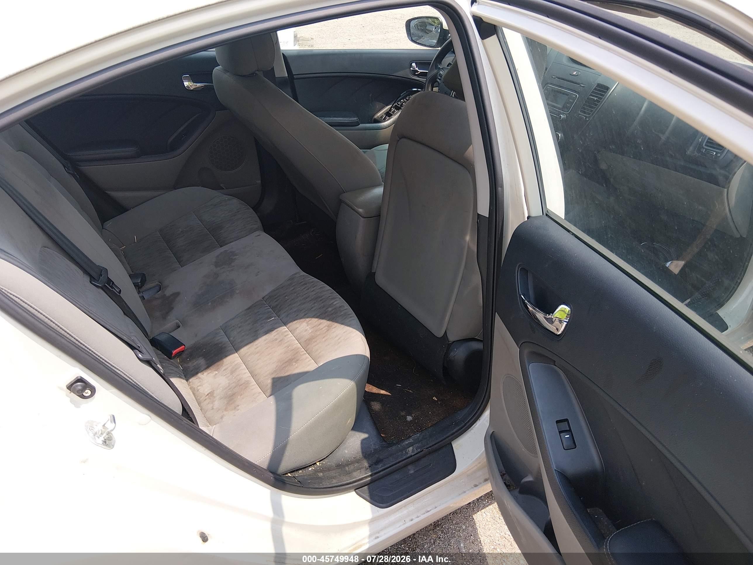 2015 Kia Forte Lx White vin: KNAFK4A62F5379574