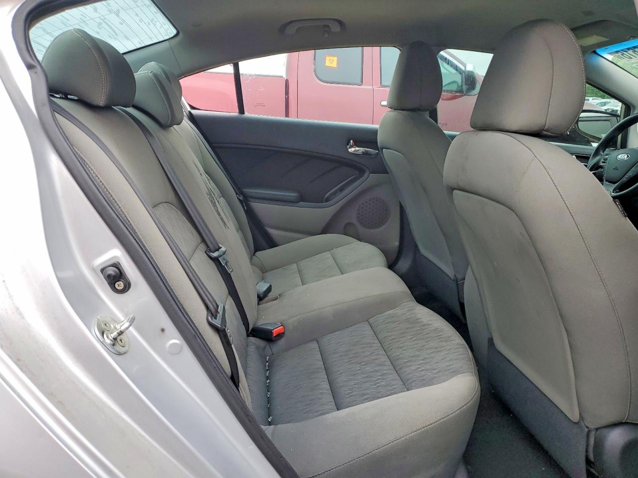 2015 Kia Forte Lx Silver vin: KNAFK4A62F5408085