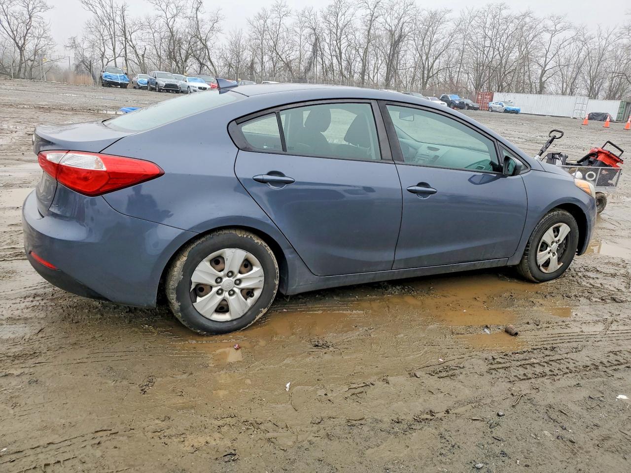 2016 Kia Forte Lx Синий vin: KNAFK4A62G5613990