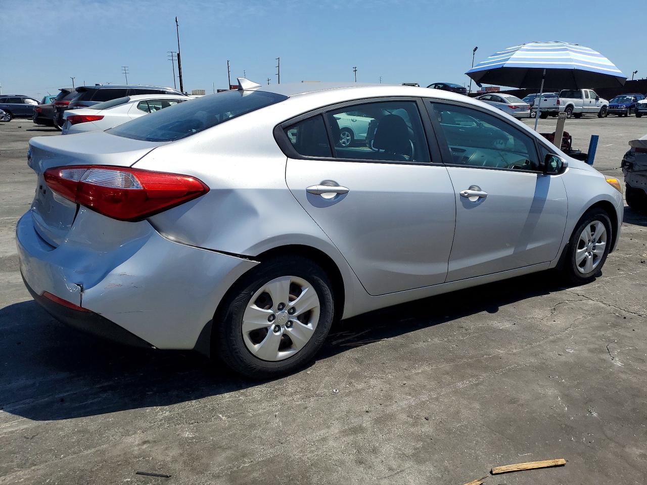 2015 Kia Forte Lx Silver vin: KNAFK4A63F5364372