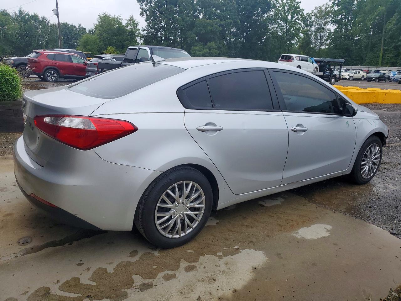 2015 Kia Forte Lx Silver vin: KNAFK4A63F5393371