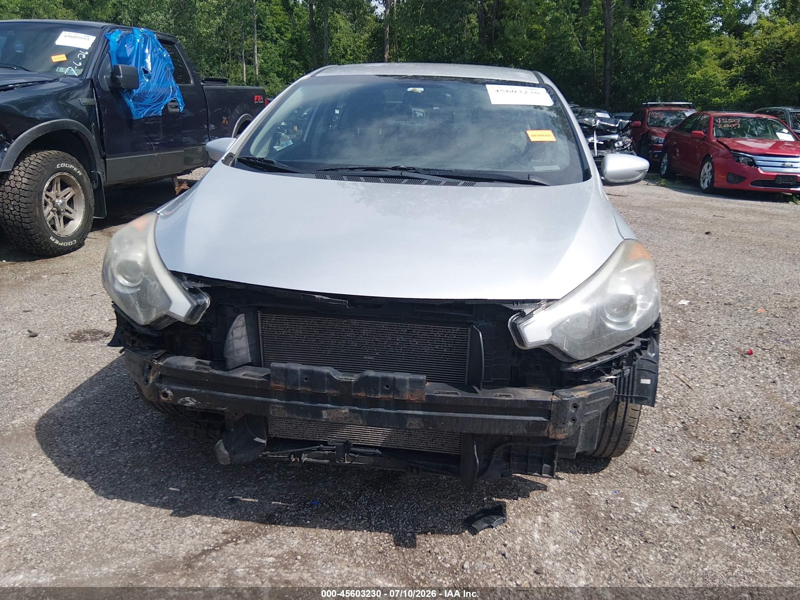 2015 Kia Forte Lx Silver vin: KNAFK4A63F5417328
