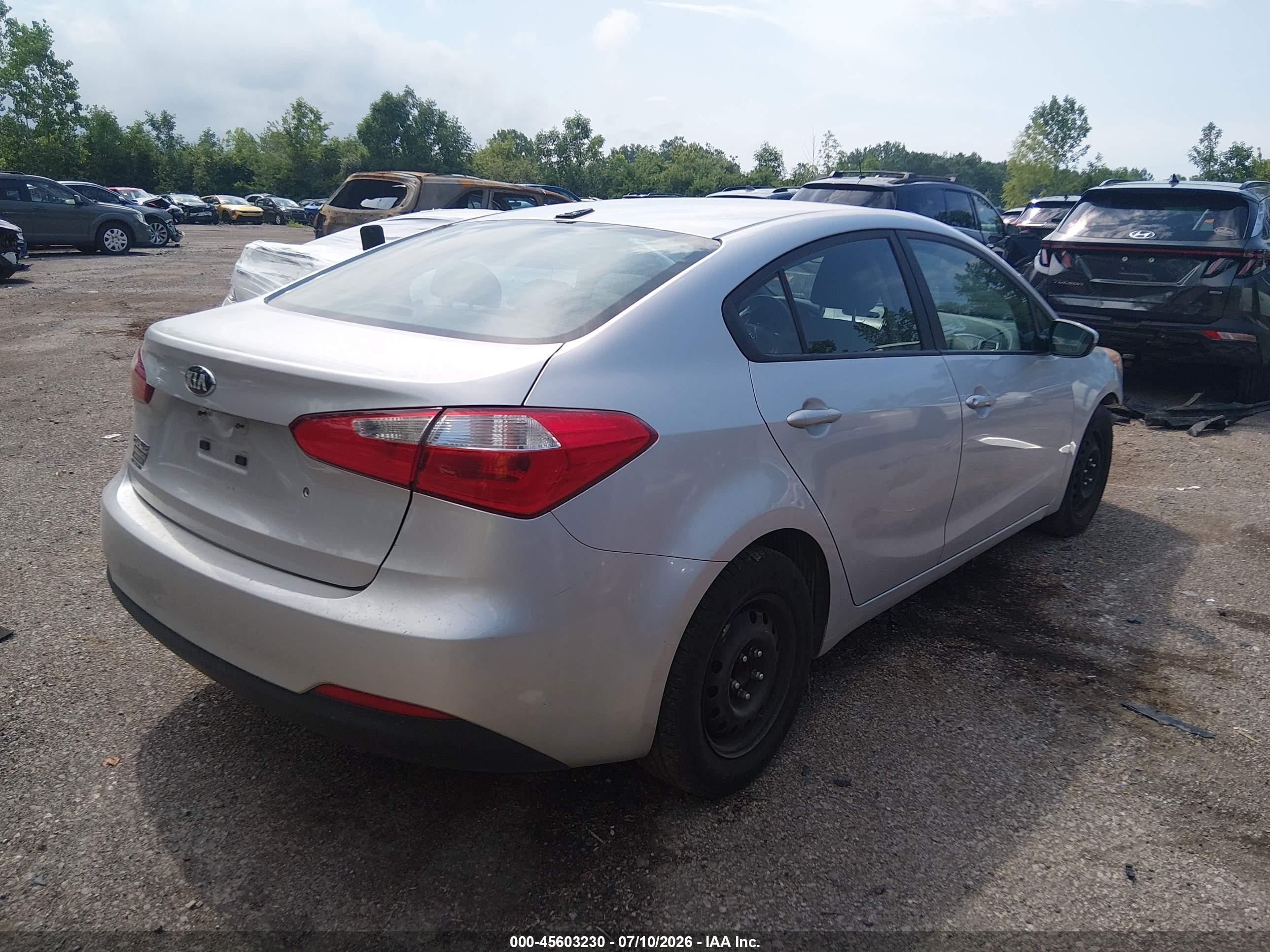 2015 Kia Forte Lx Silver vin: KNAFK4A63F5417328