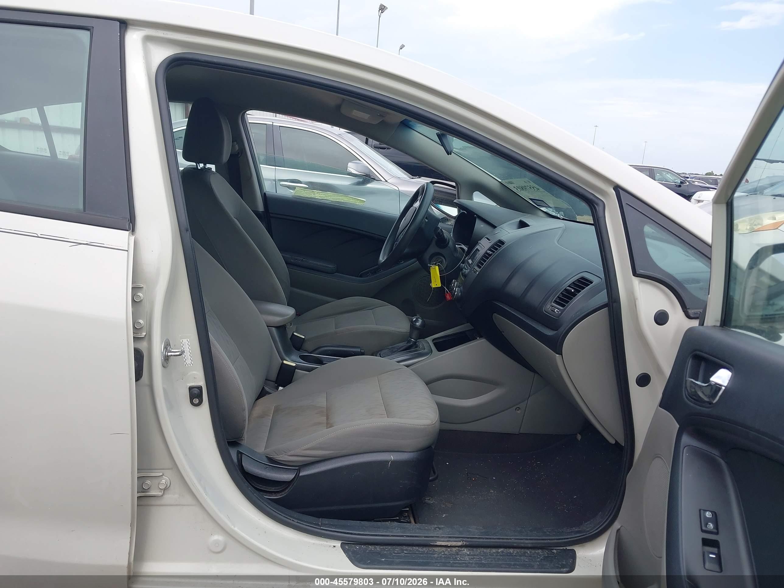 2015 Kia Forte Lx Brown vin: KNAFK4A63F5419998
