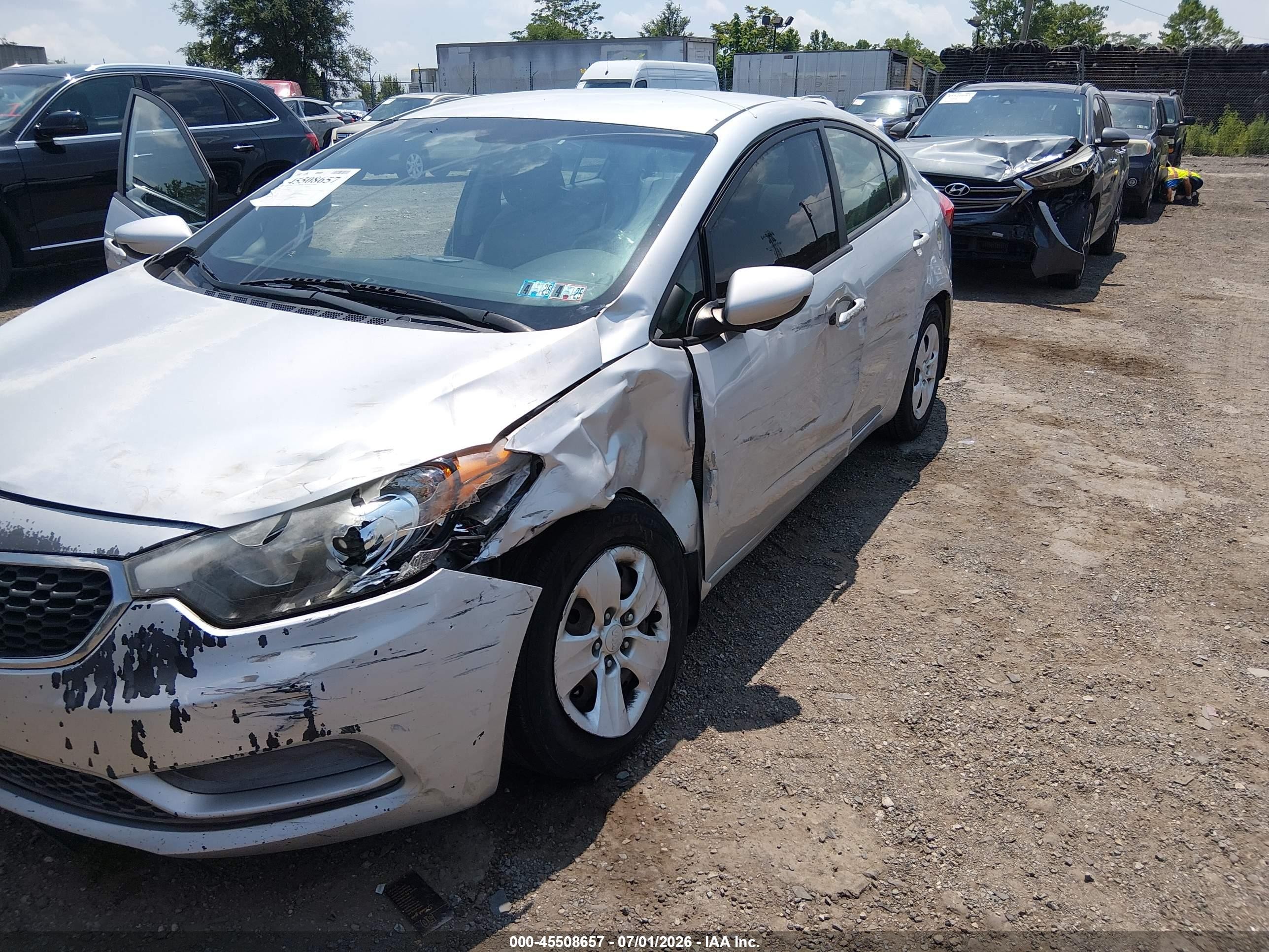 2015 Kia Forte Lx Silver vin: KNAFK4A63F5433660