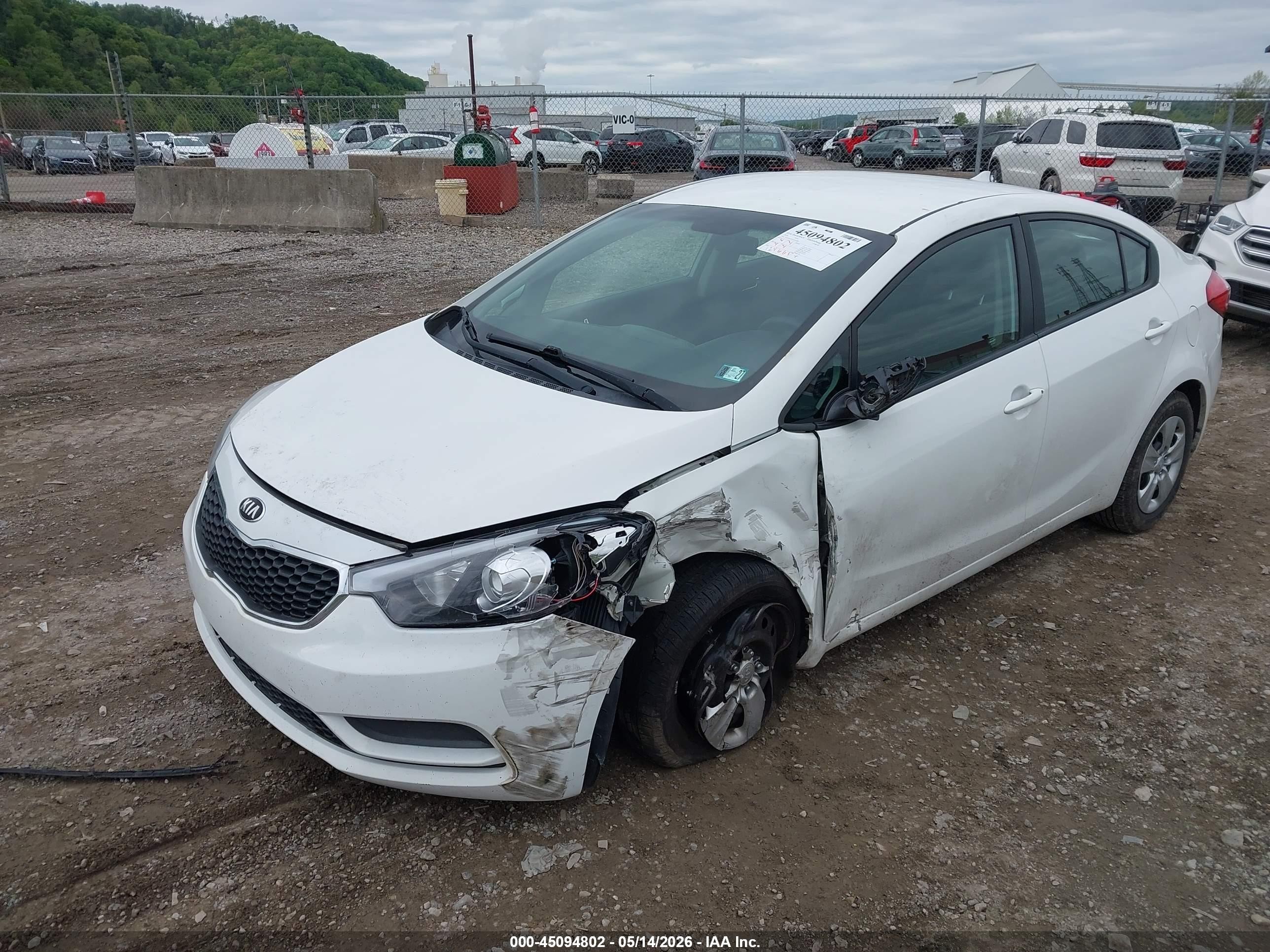 2016 Kia Forte Lx White vin: KNAFK4A63G5561883