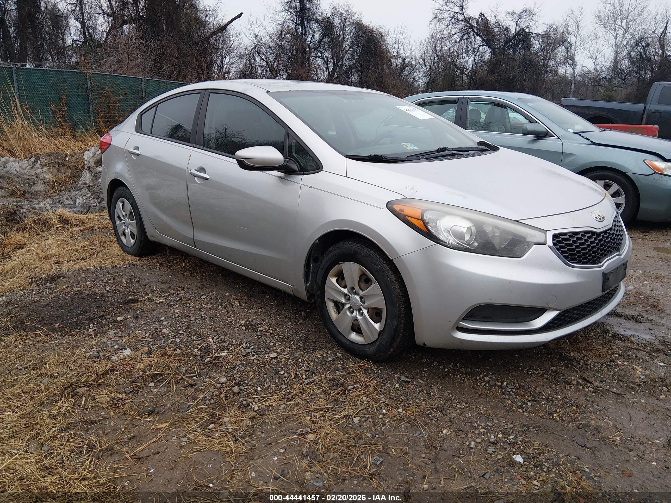 2014 Kia Forte Lx Silver vin: KNAFK4A64E5142373