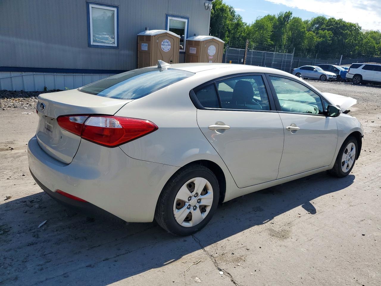 2015 Kia Forte Lx White vin: KNAFK4A64F5378832