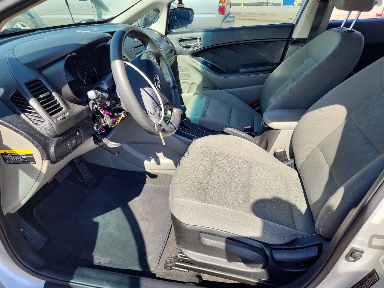 2015 Kia Forte Lx Silver vin: KNAFK4A64F5425809