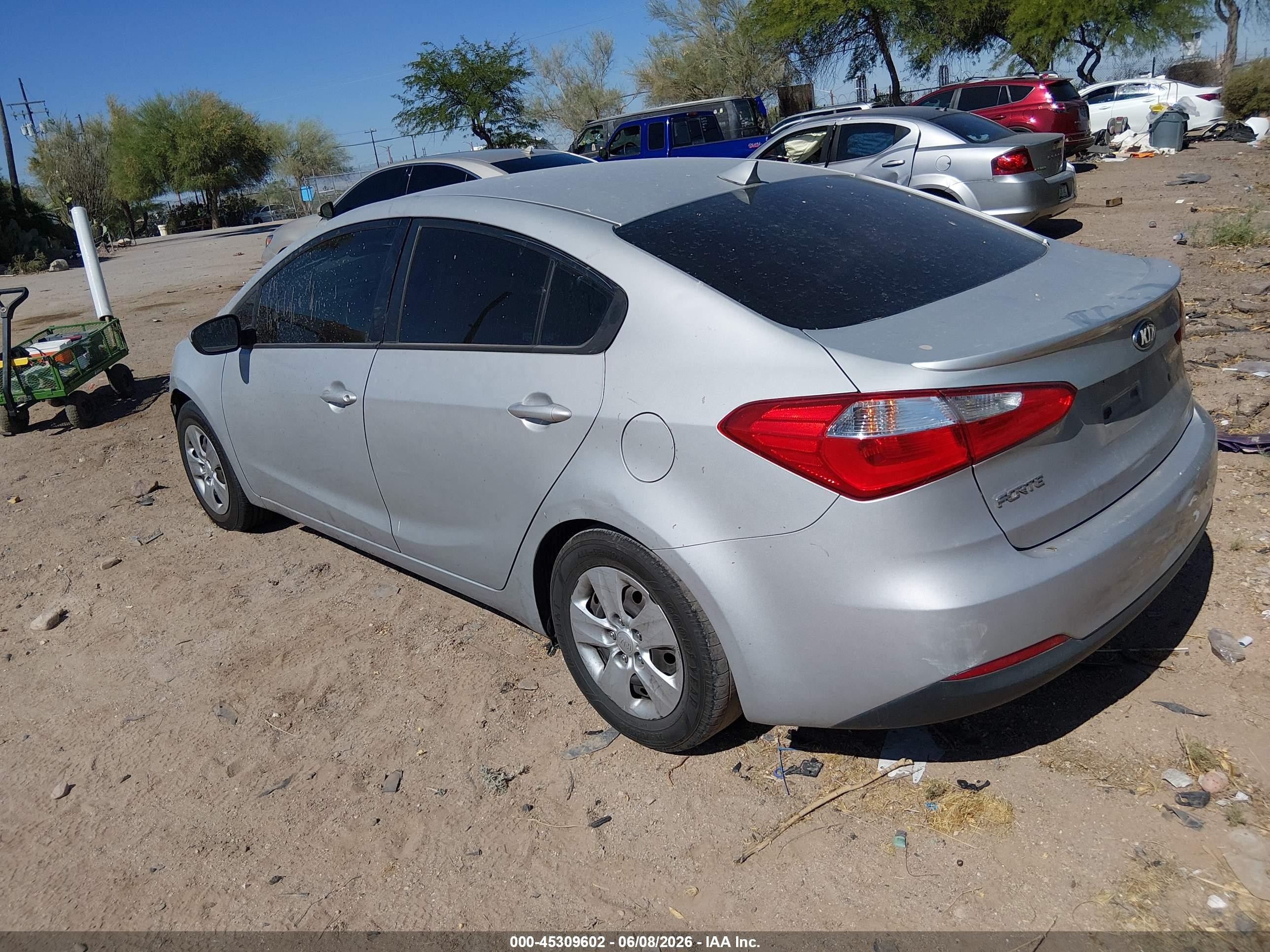 2015 Kia Forte Lx Silver vin: KNAFK4A65F5286497