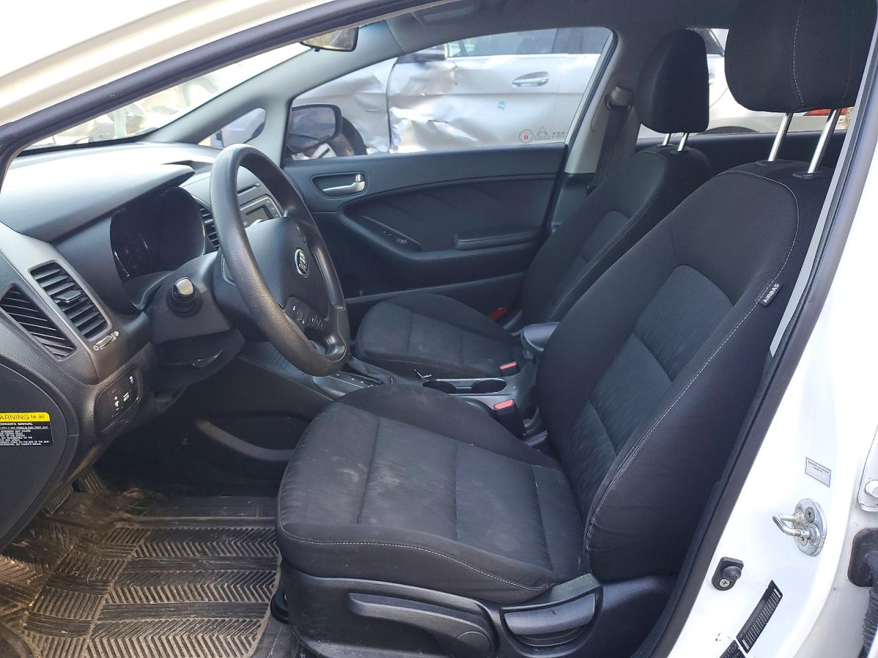 2016 Kia Forte Lx White vin: KNAFK4A65G5608833